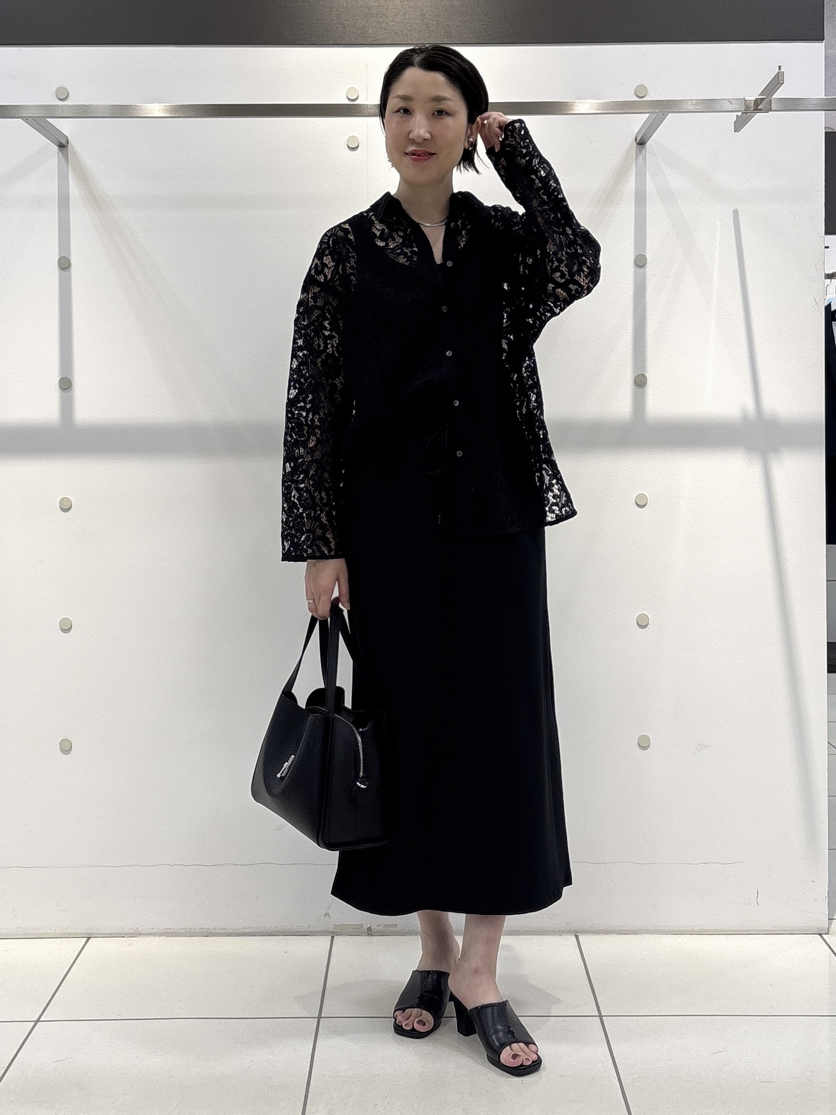 yuriさんの「INDIVI｜【着る日傘】Iラインドロストスカート」を使ったコーディネート