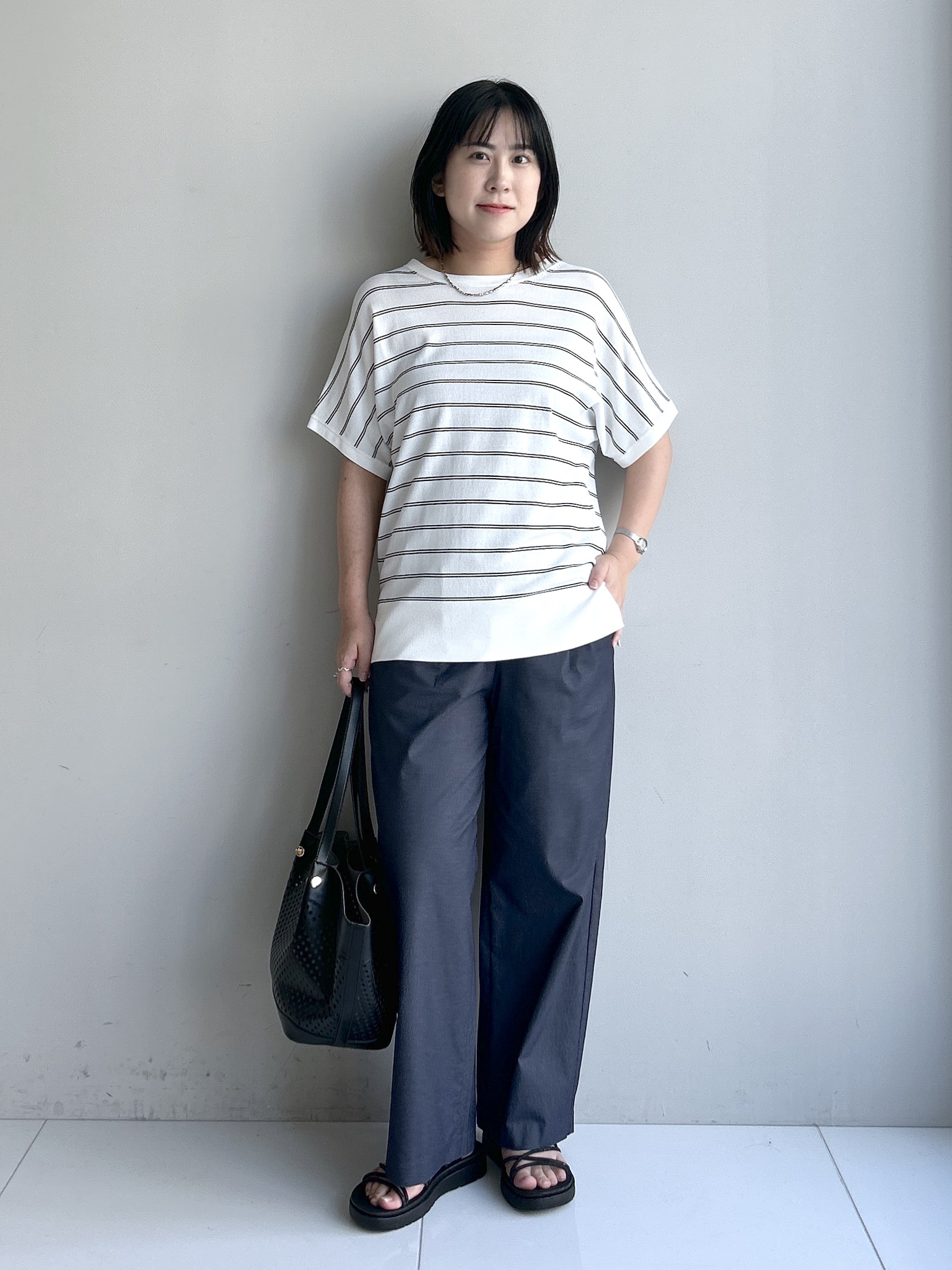 Hirokaさんの「grove｜【シリーズ累計36万枚！やわらかドライタッチ】夏にうれしい多機能ロングニット」を使ったコーディネート