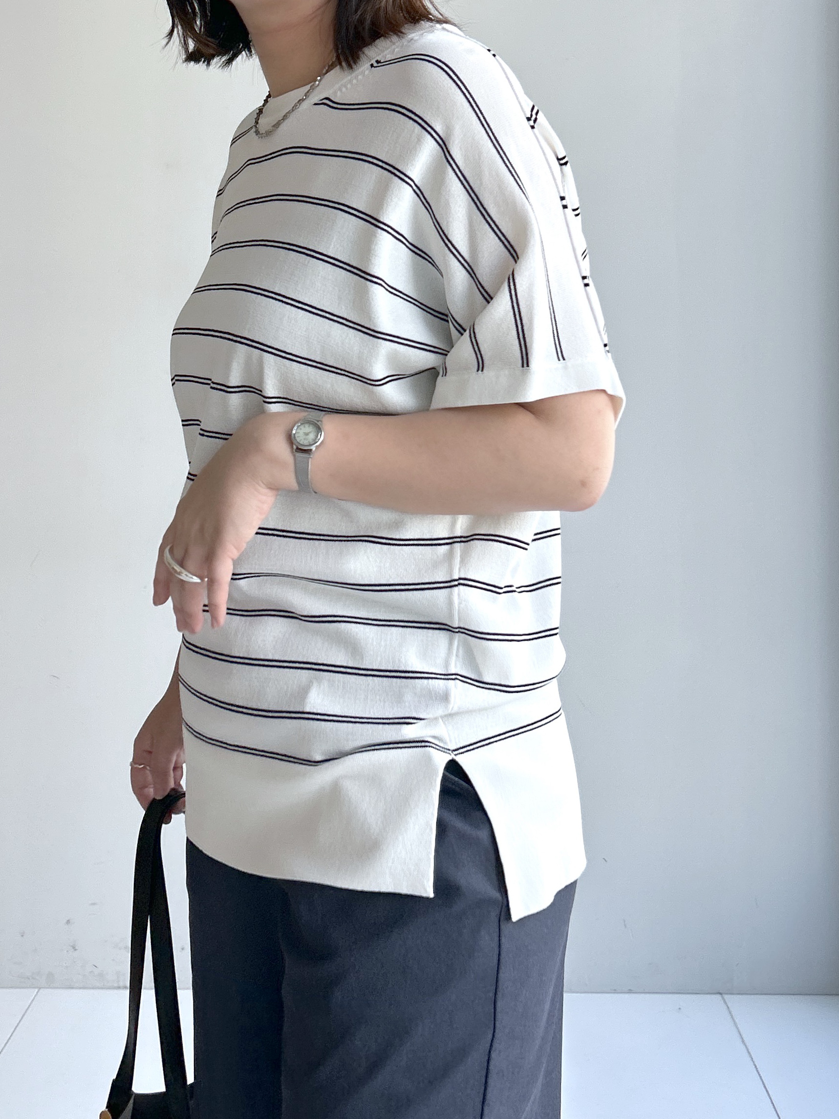 Hirokaさんの「grove｜【シリーズ累計36万枚！やわらかドライタッチ】夏にうれしい多機能ロングニット」を使ったコーディネート