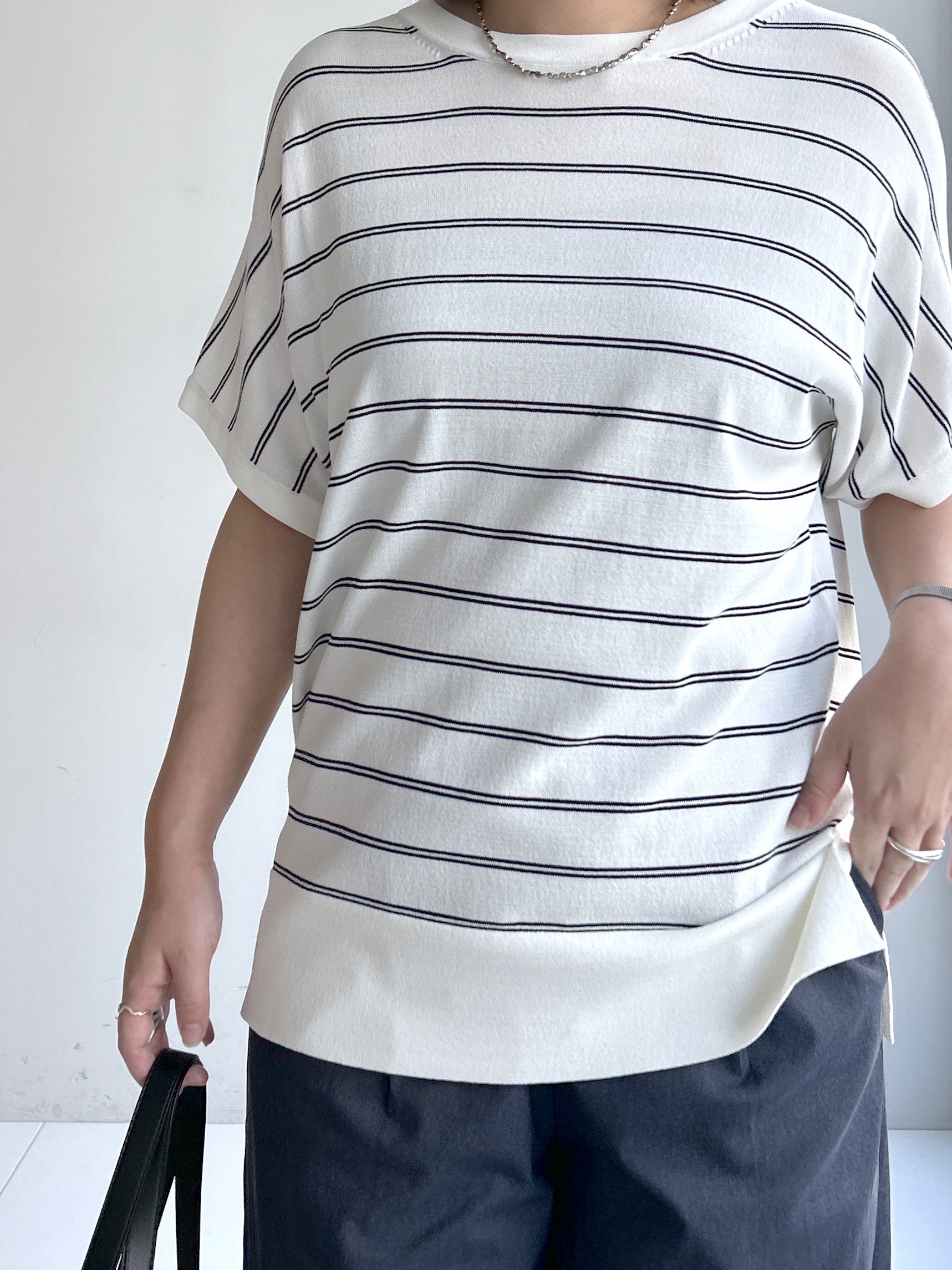 Hirokaさんの「grove｜【シリーズ累計36万枚！やわらかドライタッチ】夏にうれしい多機能ロングニット」を使ったコーディネート