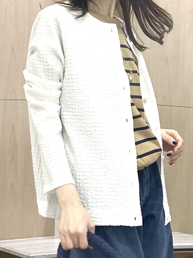Miwaさんの「UNTITLED｜【アンサンブル可】ポコポコカーディガン」を使ったコーディネート