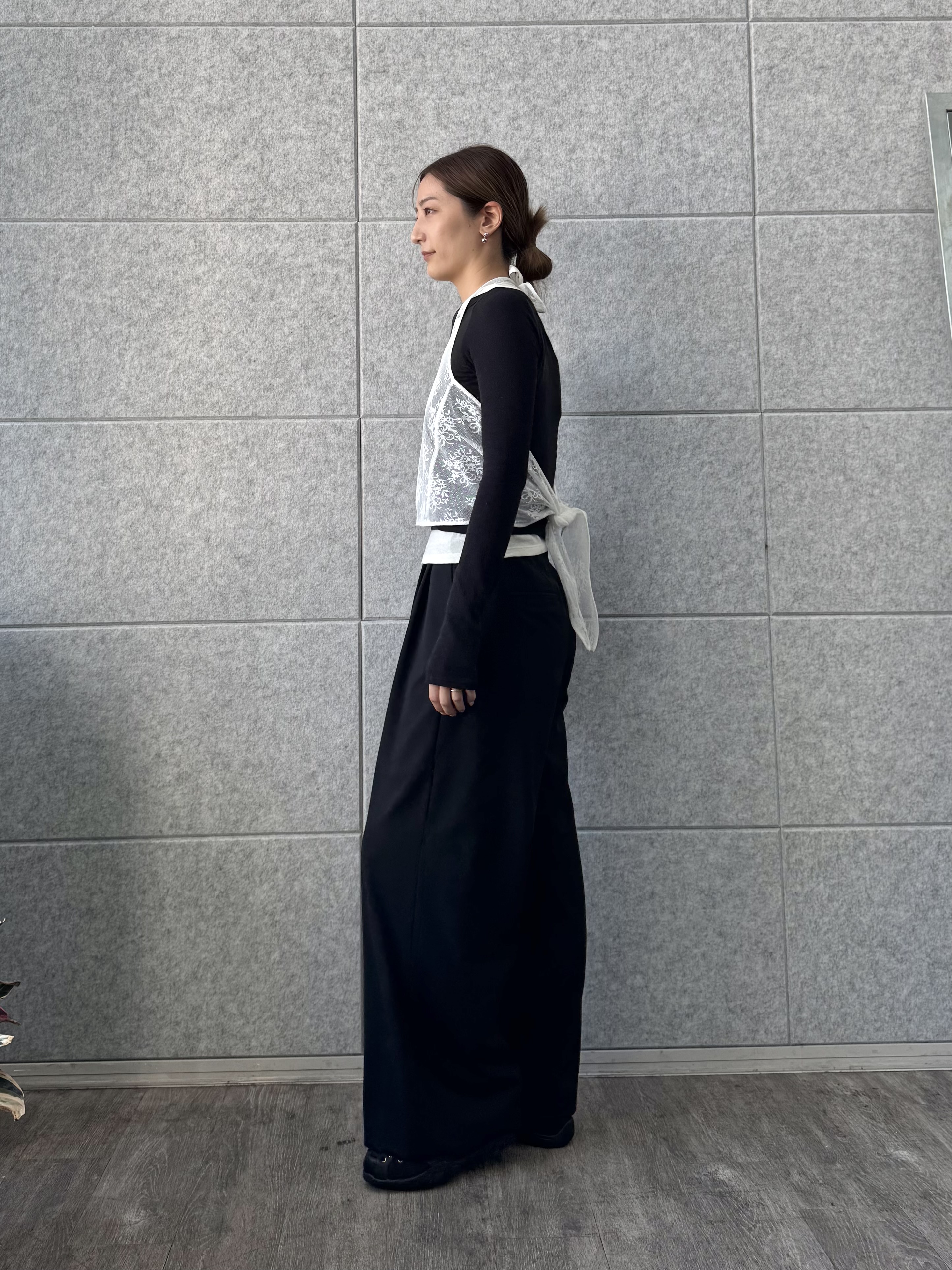 uchi__yamaさんの「CODE A｜bound edge pants」を使ったコーディネート