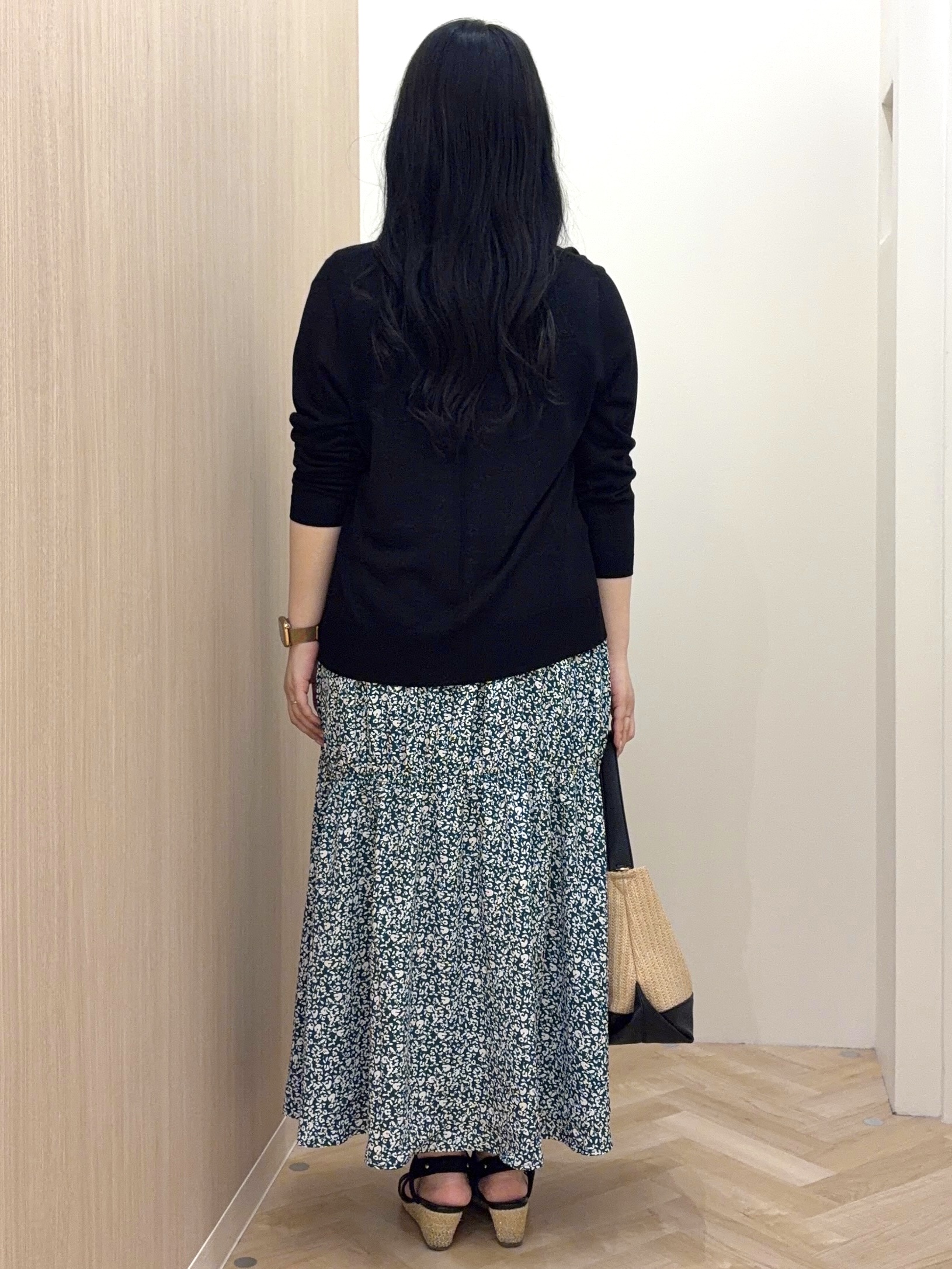 minamiさんの「grove｜高評価！【UVカット】ベーシックショートカーディガン」を使ったコーディネート