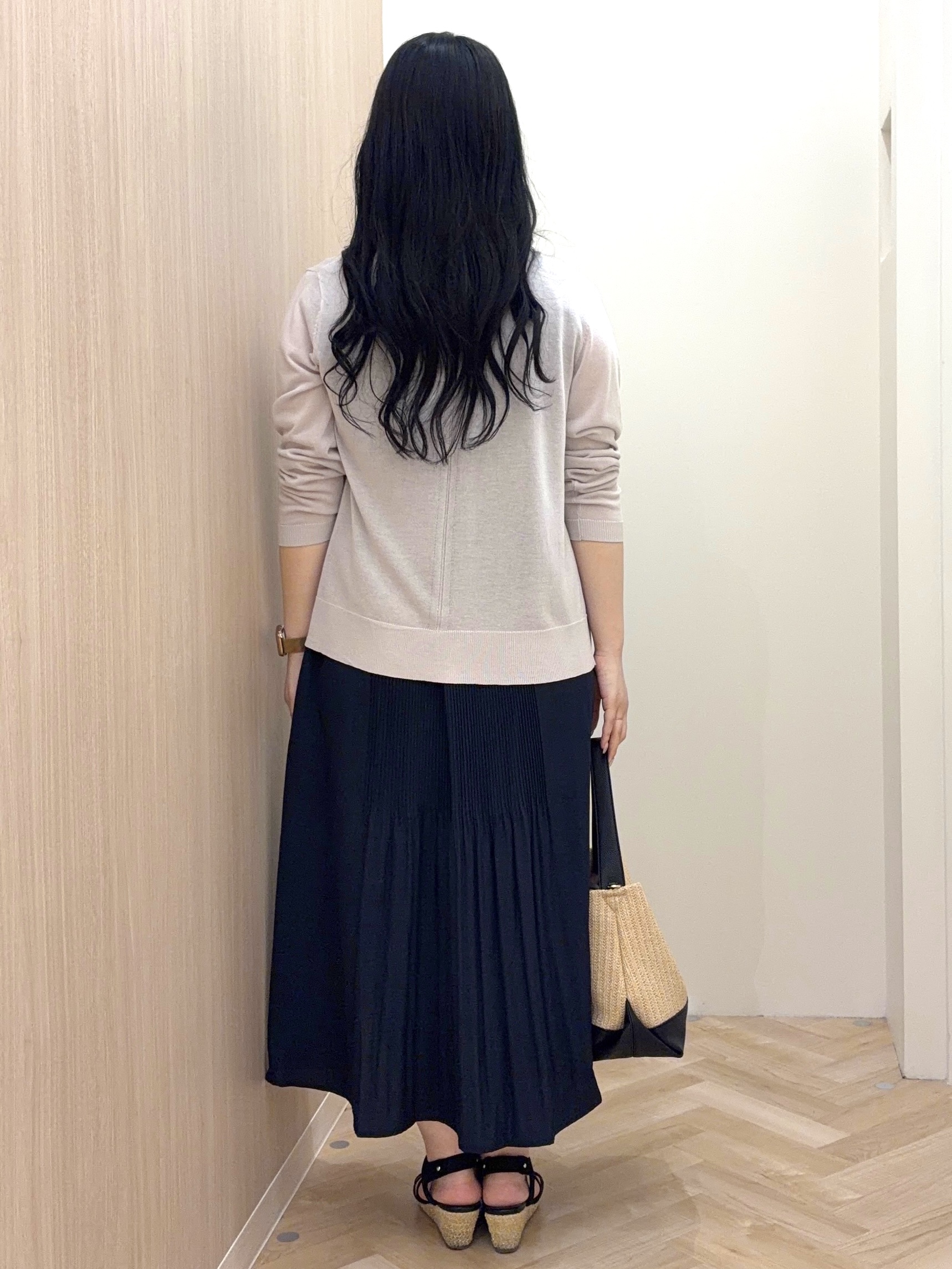 minamiさんの「grove｜高評価！【UVカット】ベーシックショートカーディガン」を使ったコーディネート