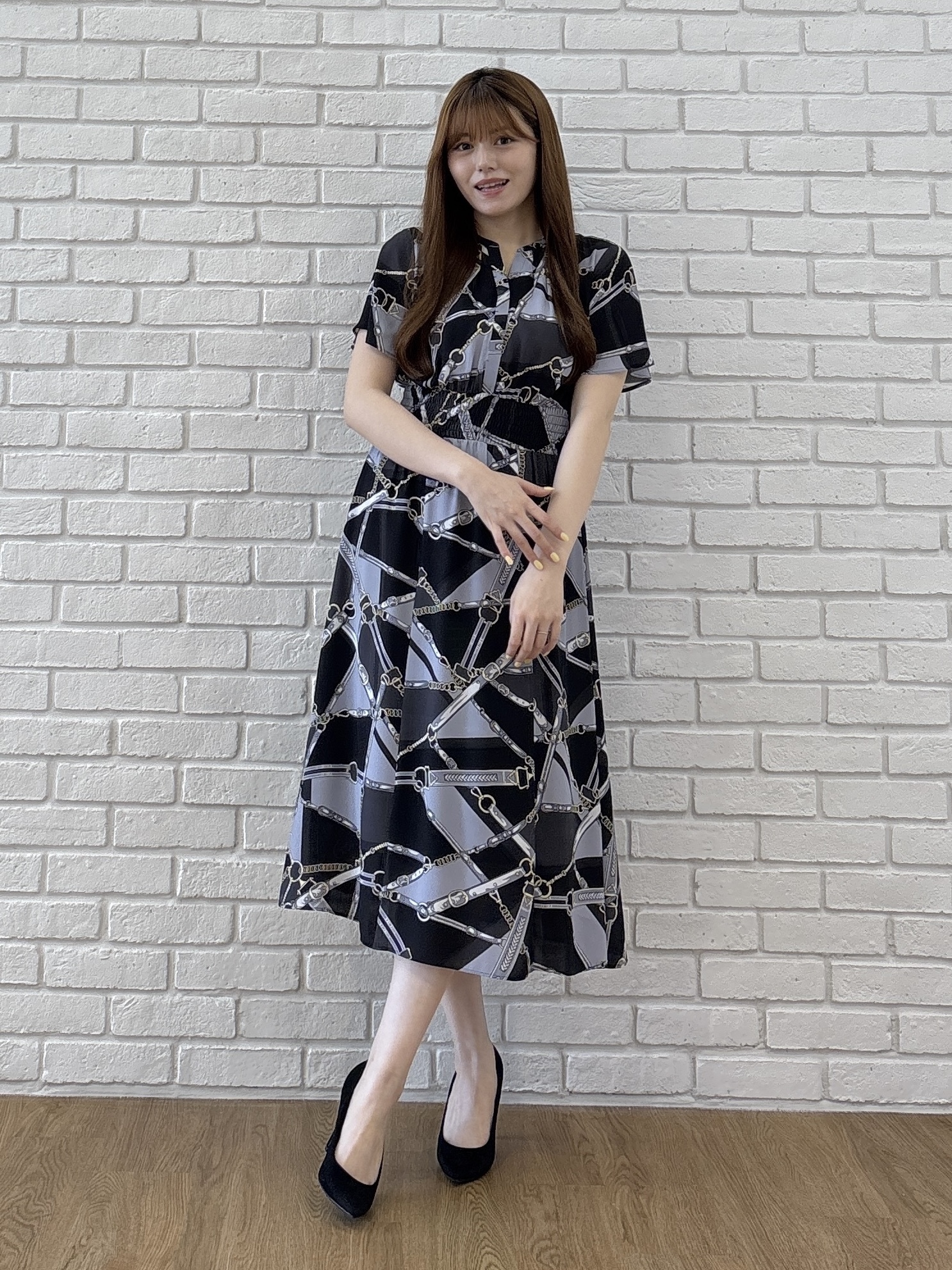 sayaさんの「COUP DE CHANCE｜【手洗い可】スカーフ柄ワンピース」を使ったコーディネート