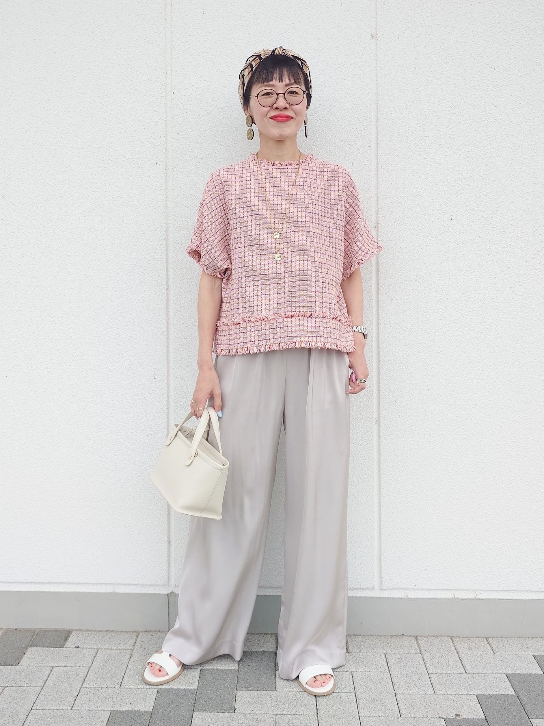 MUTSUKOさんの「UNTITLED｜◆ファンシーツイードブラウス」を使ったコーディネート