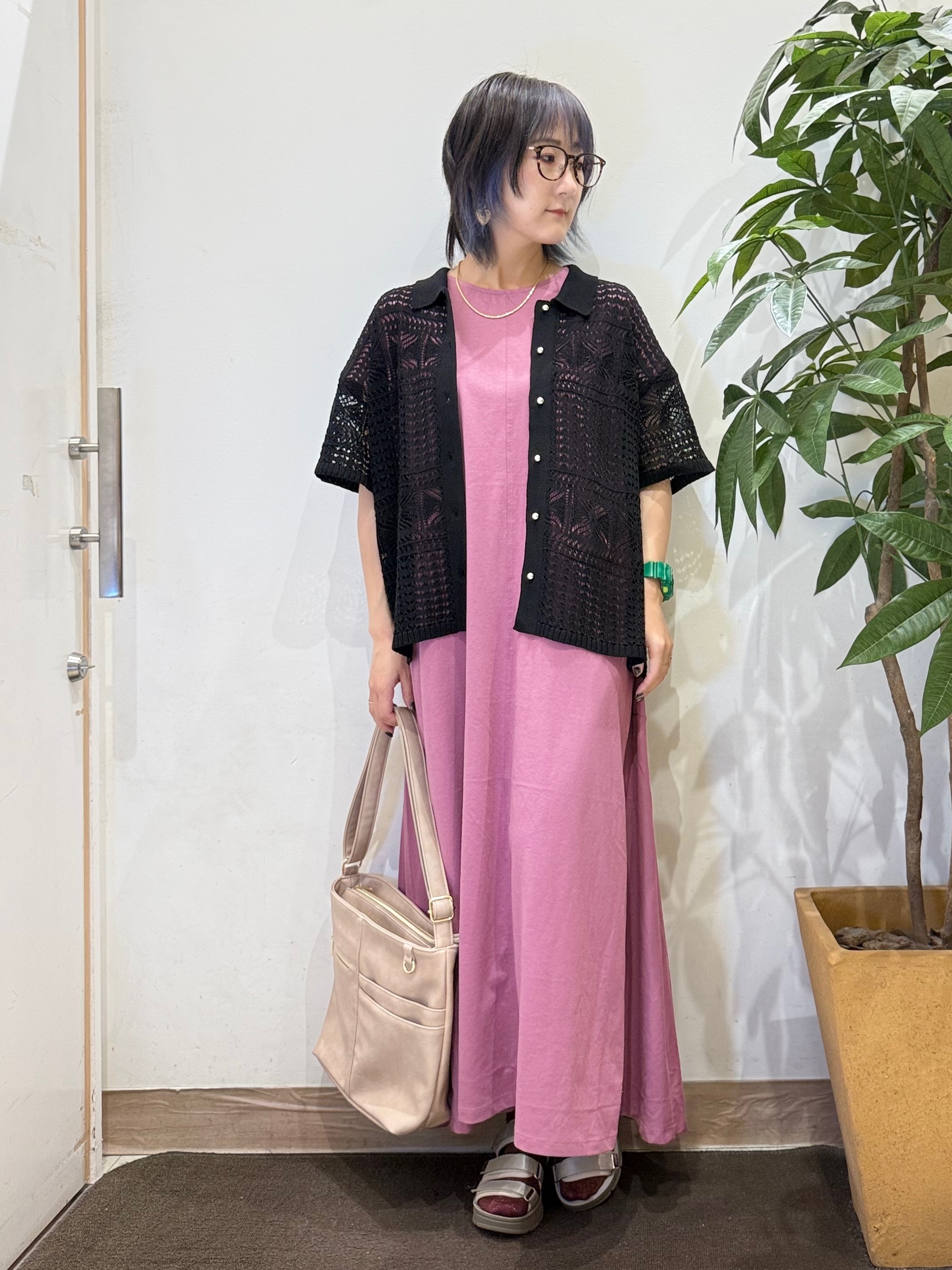 misakiさんの「SHOO･LA･RUE｜レースニットカーディガン」を使ったコーディネート