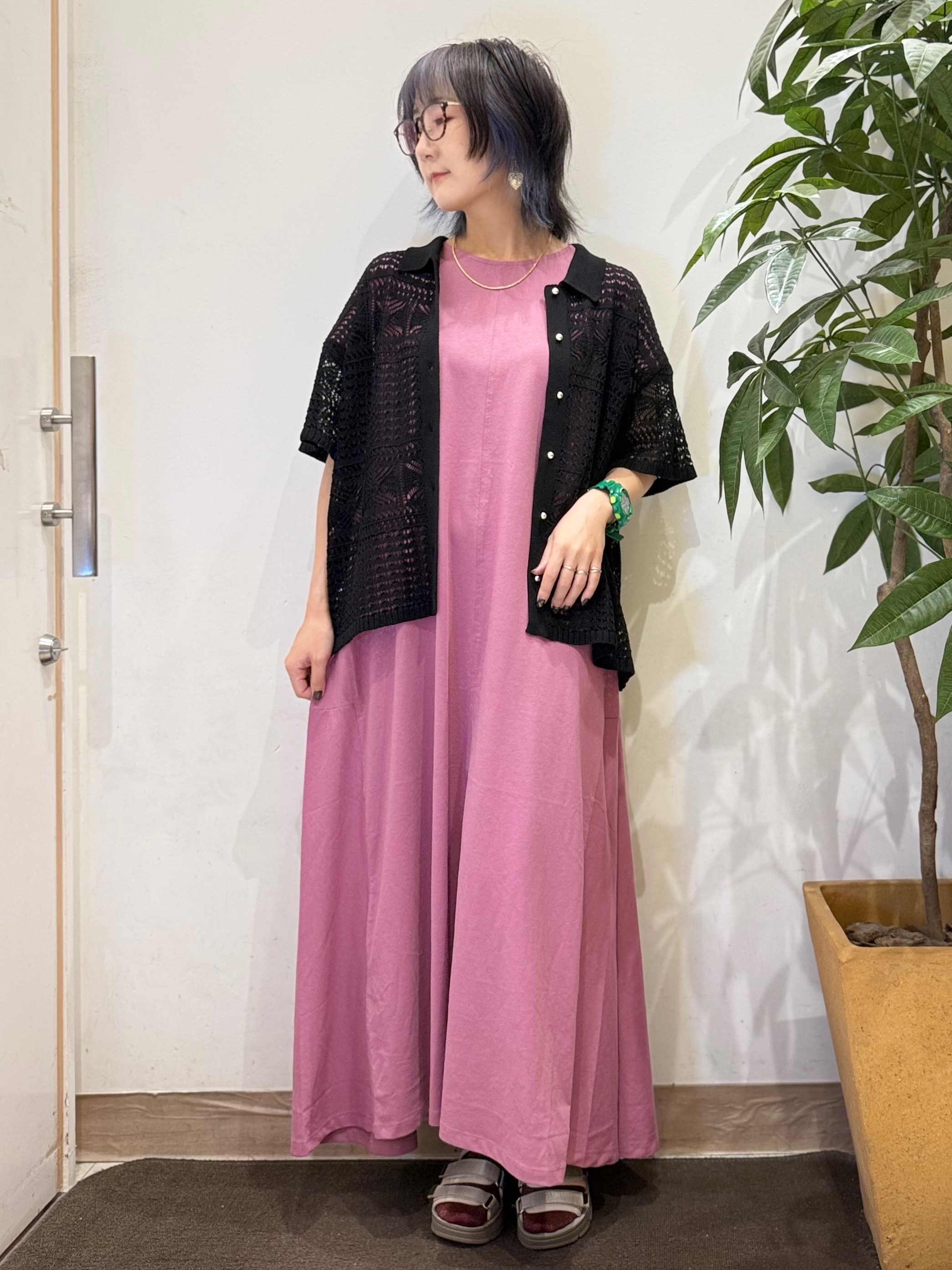 misakiさんの「SHOO･LA･RUE｜レースニットカーディガン」を使ったコーディネート