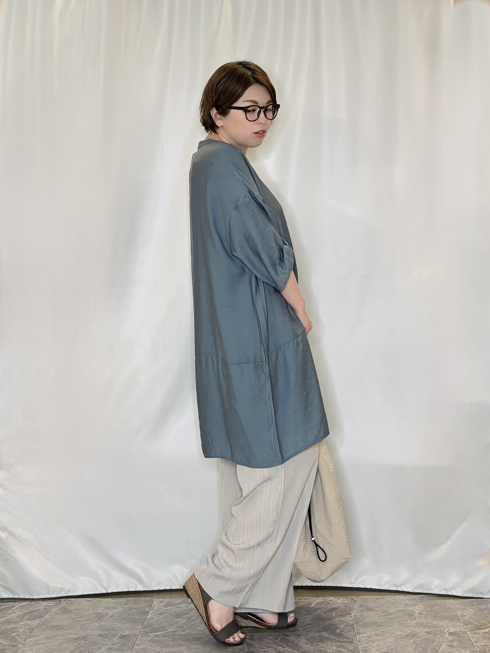 たみさんの「SHOO･LA･RUE｜【S-LL/洗濯後しわになりにくい】ゆるっと体型カバー 7分袖コクーンチュニック」を使ったコーディネート