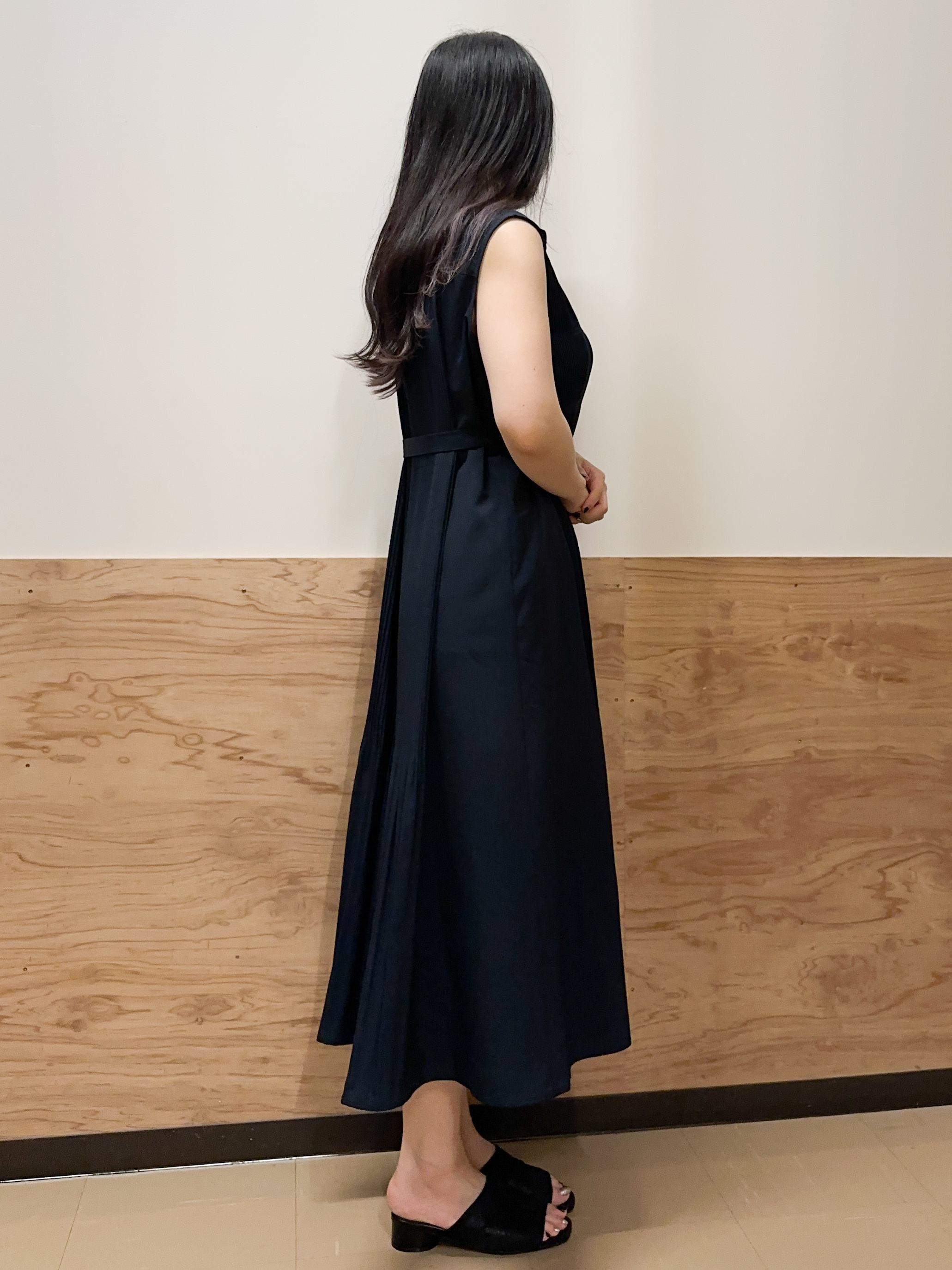 すーさんの「grove｜【低身長さんも選べる着丈・洗濯機◎】プリーツベルトワンピース」を使ったコーディネート