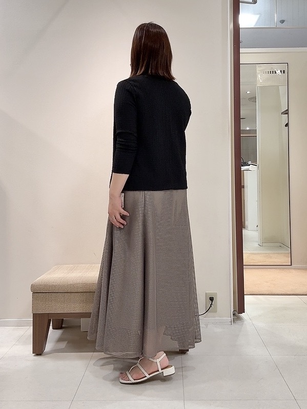 YUIさんの「UNTITLED｜◆【アンサンブル可】ポコポコカーディガン」を使ったコーディネート