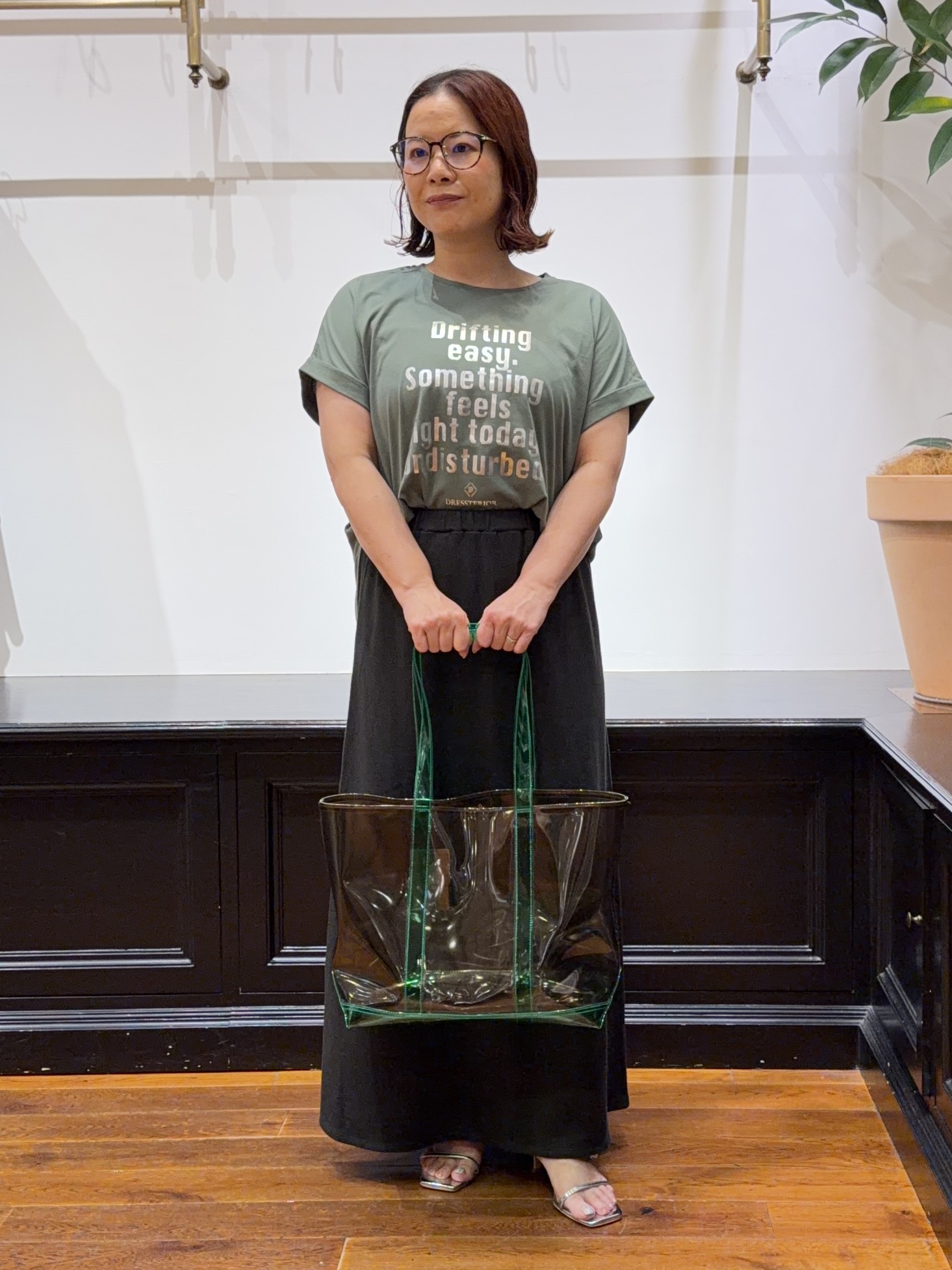 Asamiさんの「◆【箔ロゴ】箔プリントドルマンスリーブ Tシャツ」を使ったコーディネート