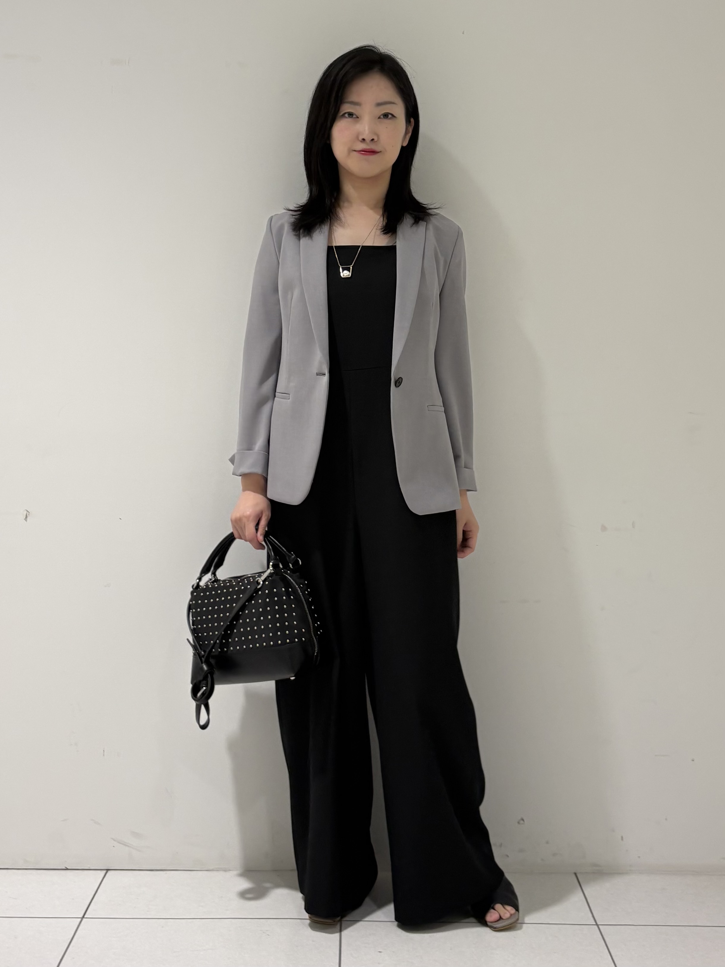 momokoさんの「INDIVI｜【定番スーツ／UVケア／洗える】ウール調テーラードジャケット」を使ったコーディネート