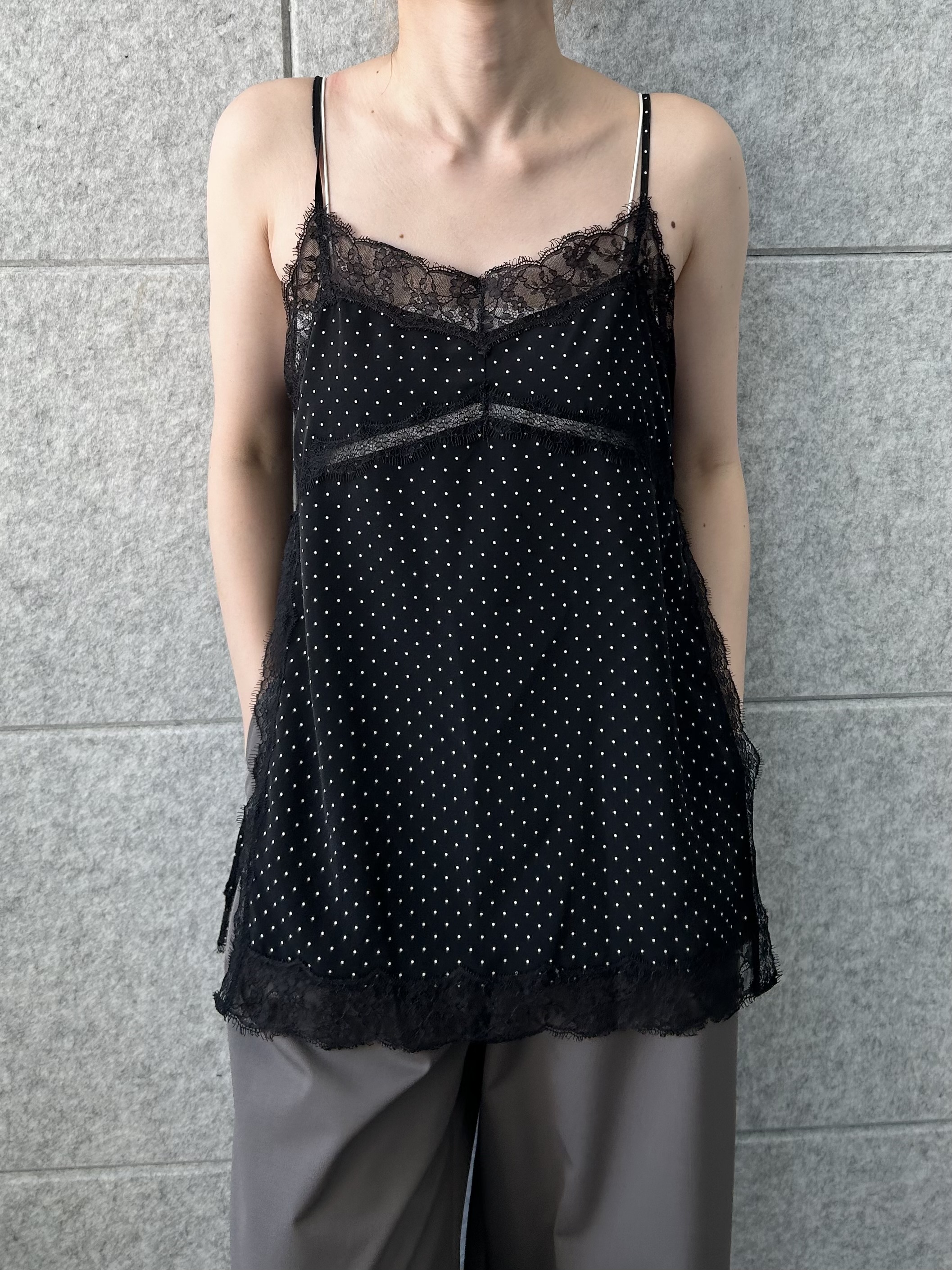 honoka Aさんの「CODE A｜dot lingerie lace cami」を使ったコーディネート