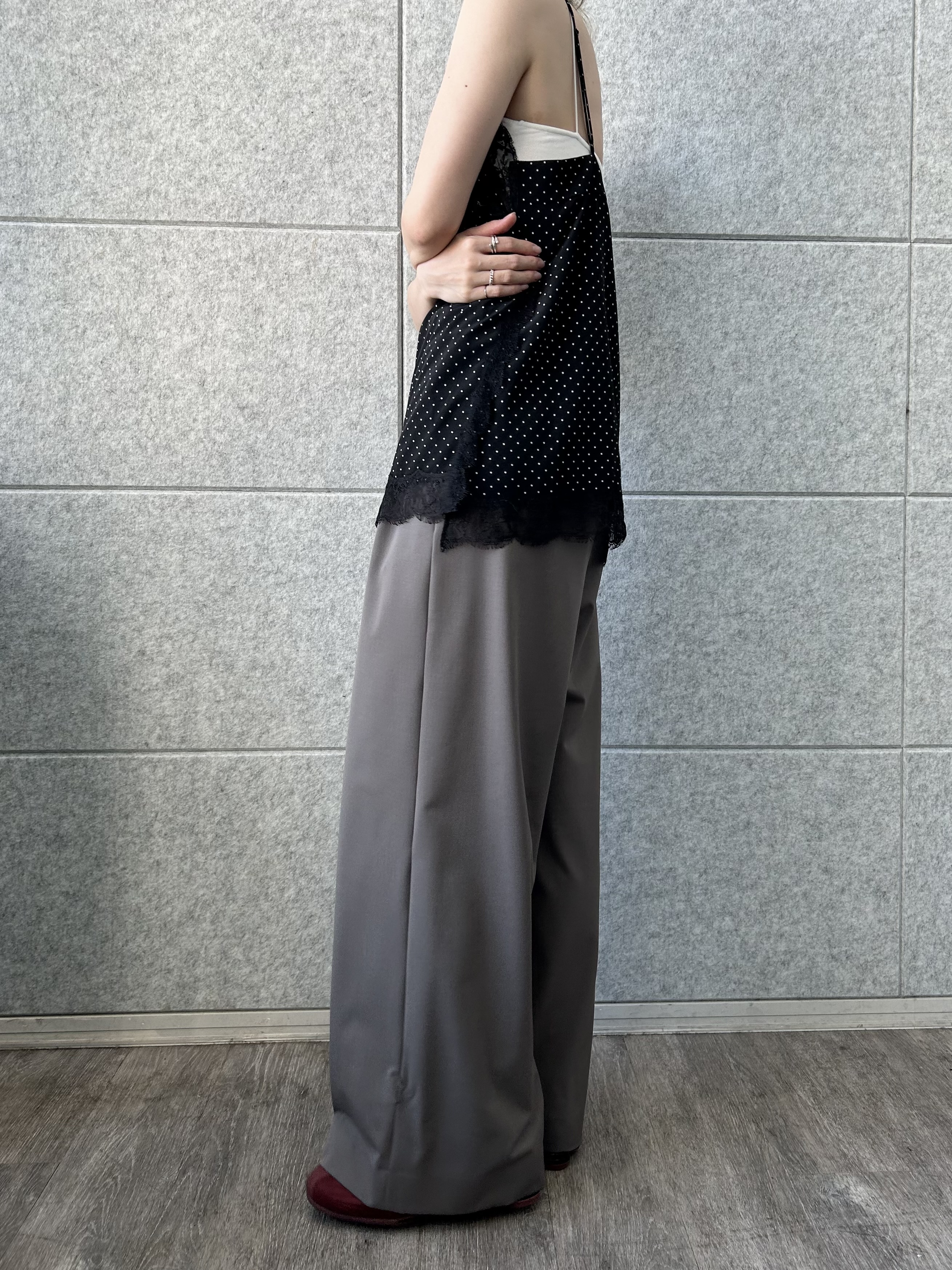 honoka Aさんの「CODE A｜dot lingerie lace cami」を使ったコーディネート