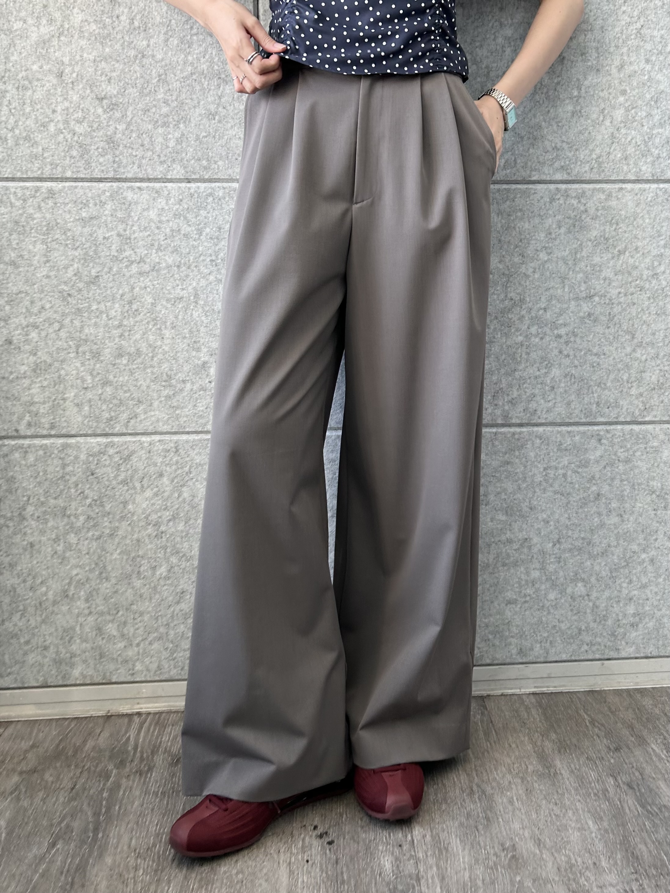 honoka Aさんの「CODE A｜polka dot blouse」を使ったコーディネート