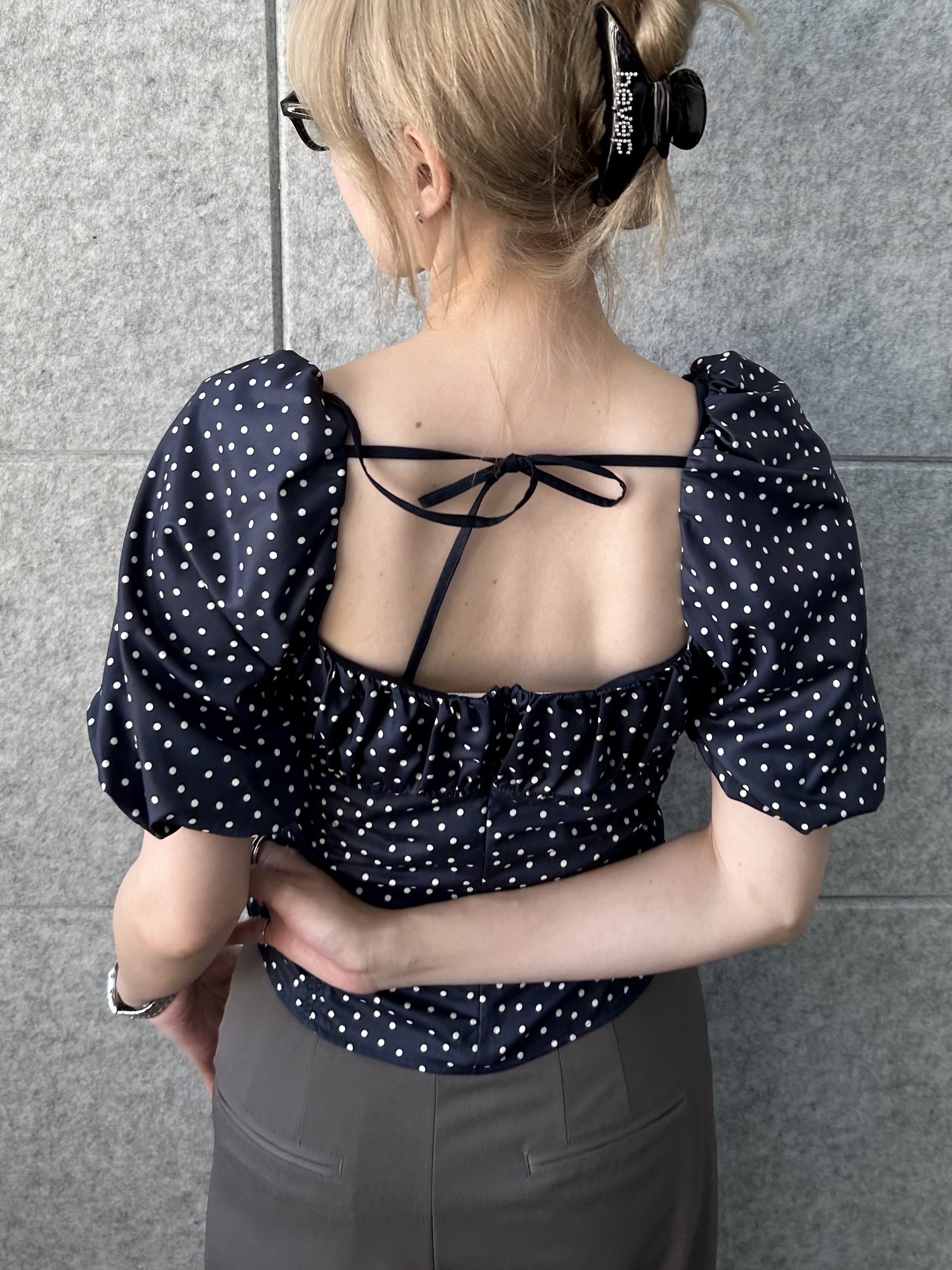 honoka Aさんの「CODE A｜polka dot blouse」を使ったコーディネート