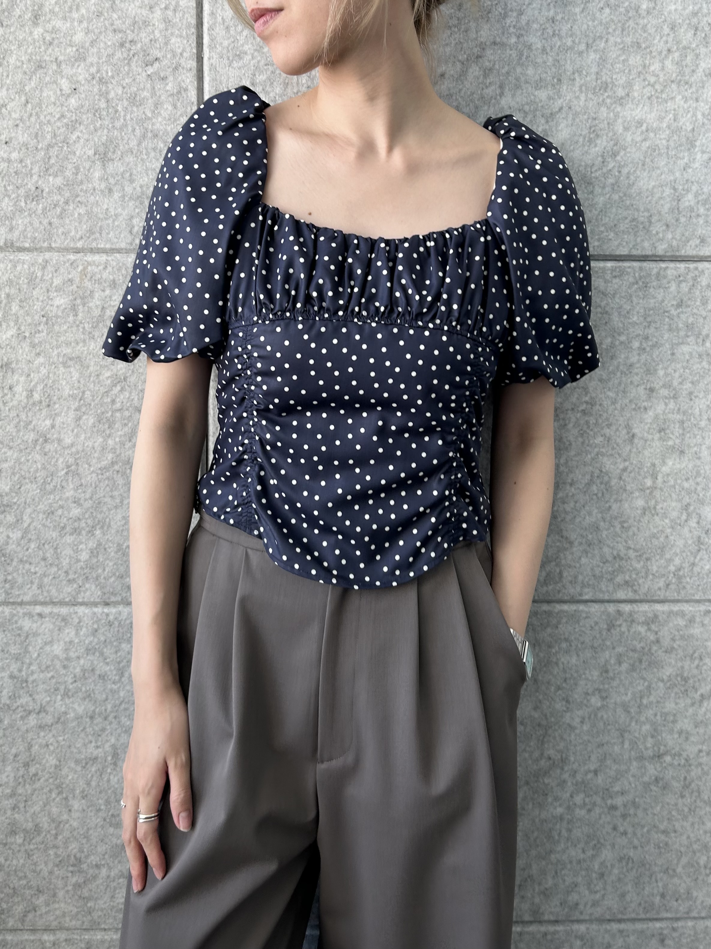 honoka Aさんの「CODE A｜polka dot blouse」を使ったコーディネート