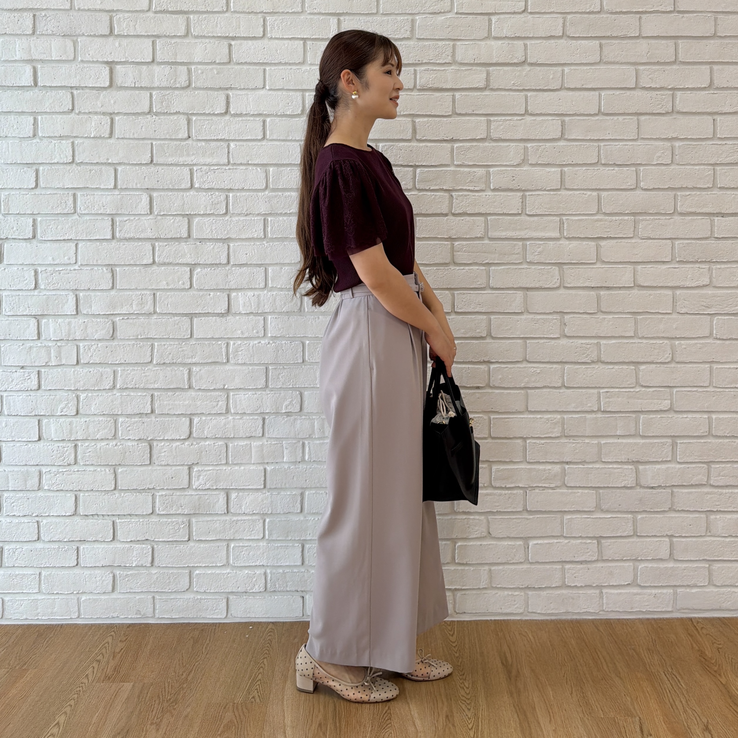 makiさんの「Couture brooch｜【洗える】袖レース テレコトップス」を使ったコーディネート