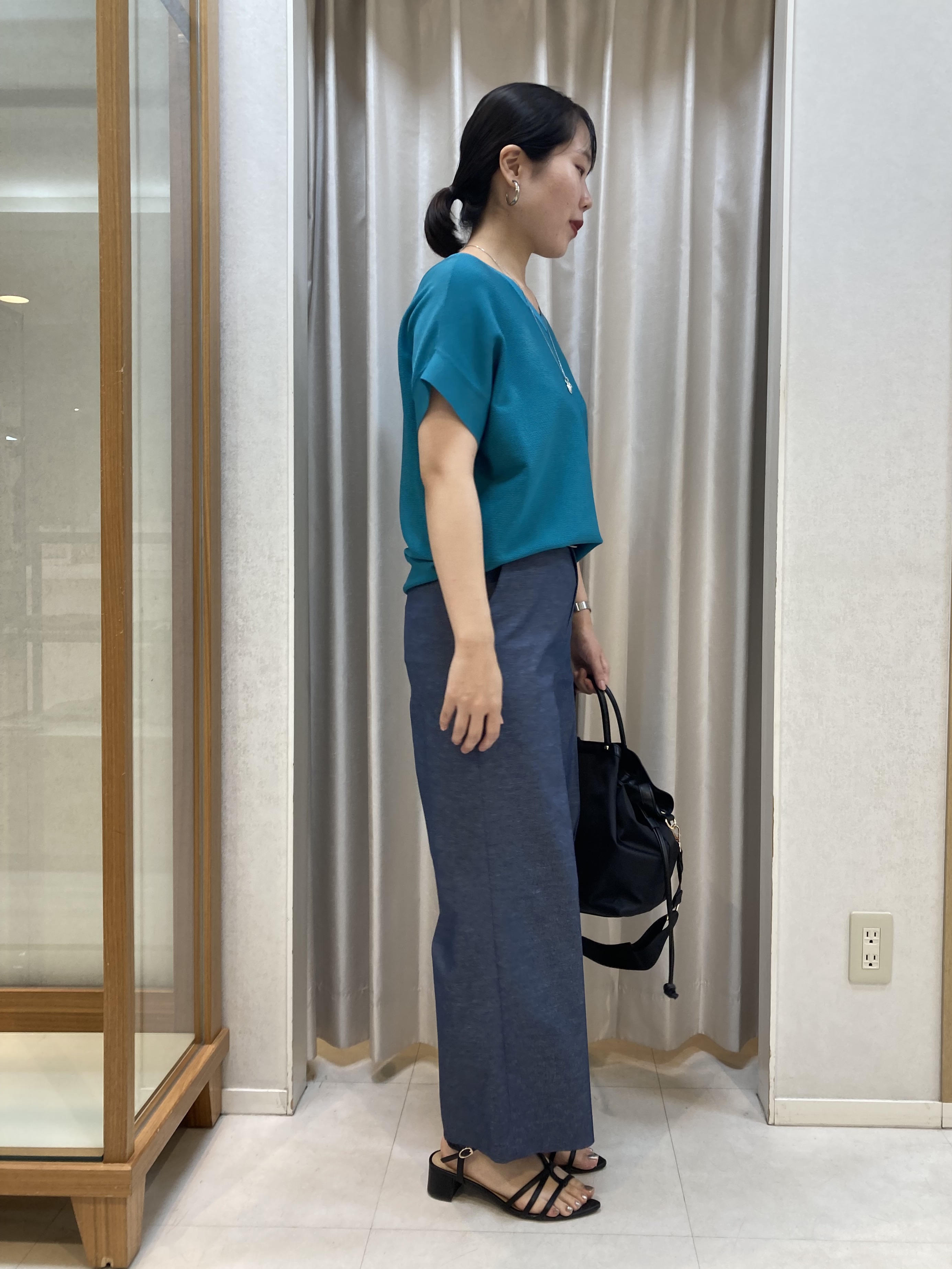 しばたさんの「UNTITLED｜【11色展開/体型カバー】前後2WAYフレンチスリーブニット」を使ったコーディネート