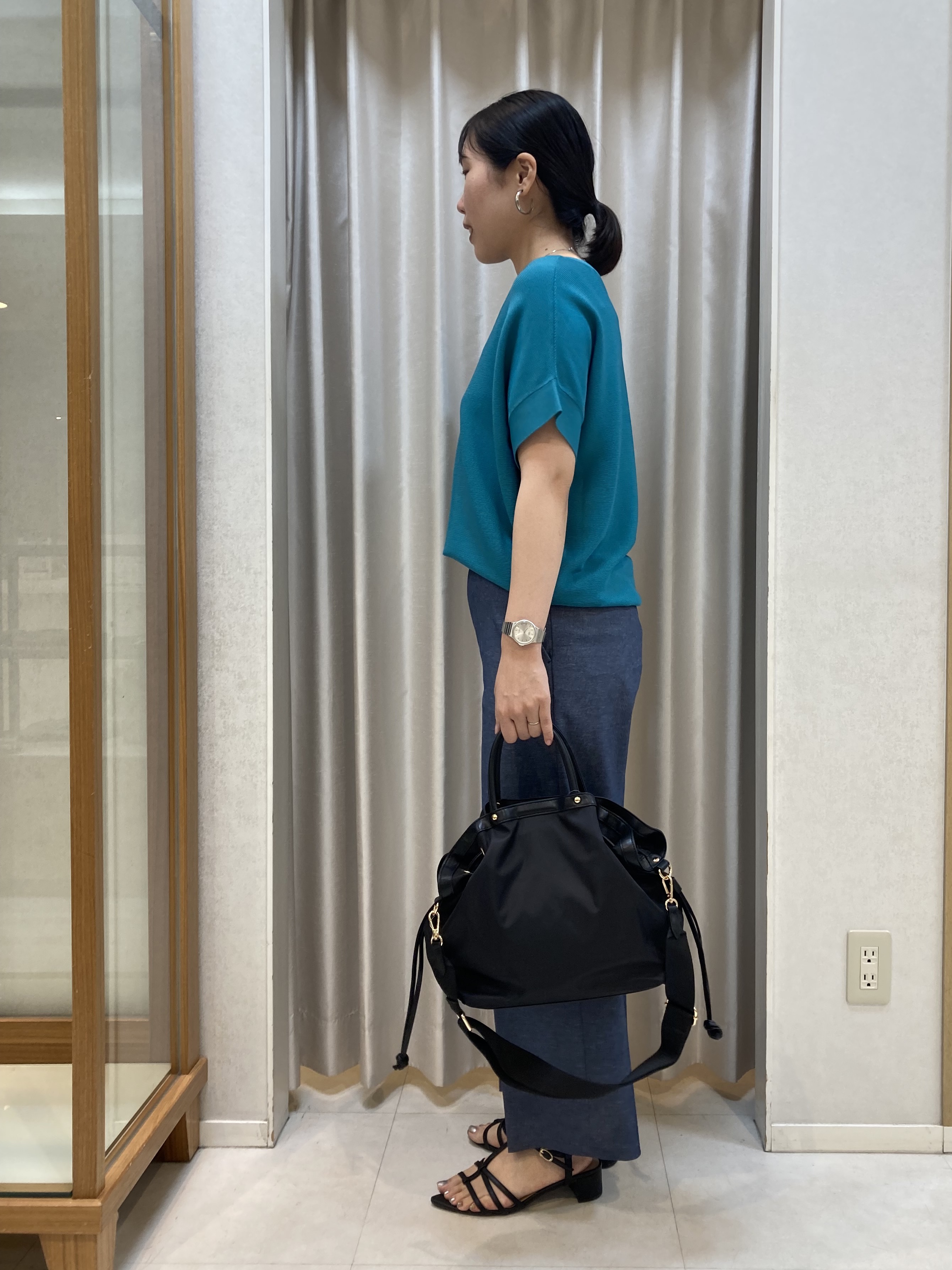 しばたさんの「UNTITLED｜【11色展開/体型カバー】前後2WAYフレンチスリーブニット」を使ったコーディネート