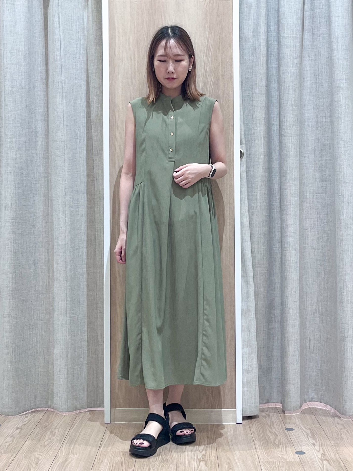 みーちゃんさんの「grove｜【低身長さんも選べる着丈・洗濯機◎】テントラインワンピース」を使ったコーディネート