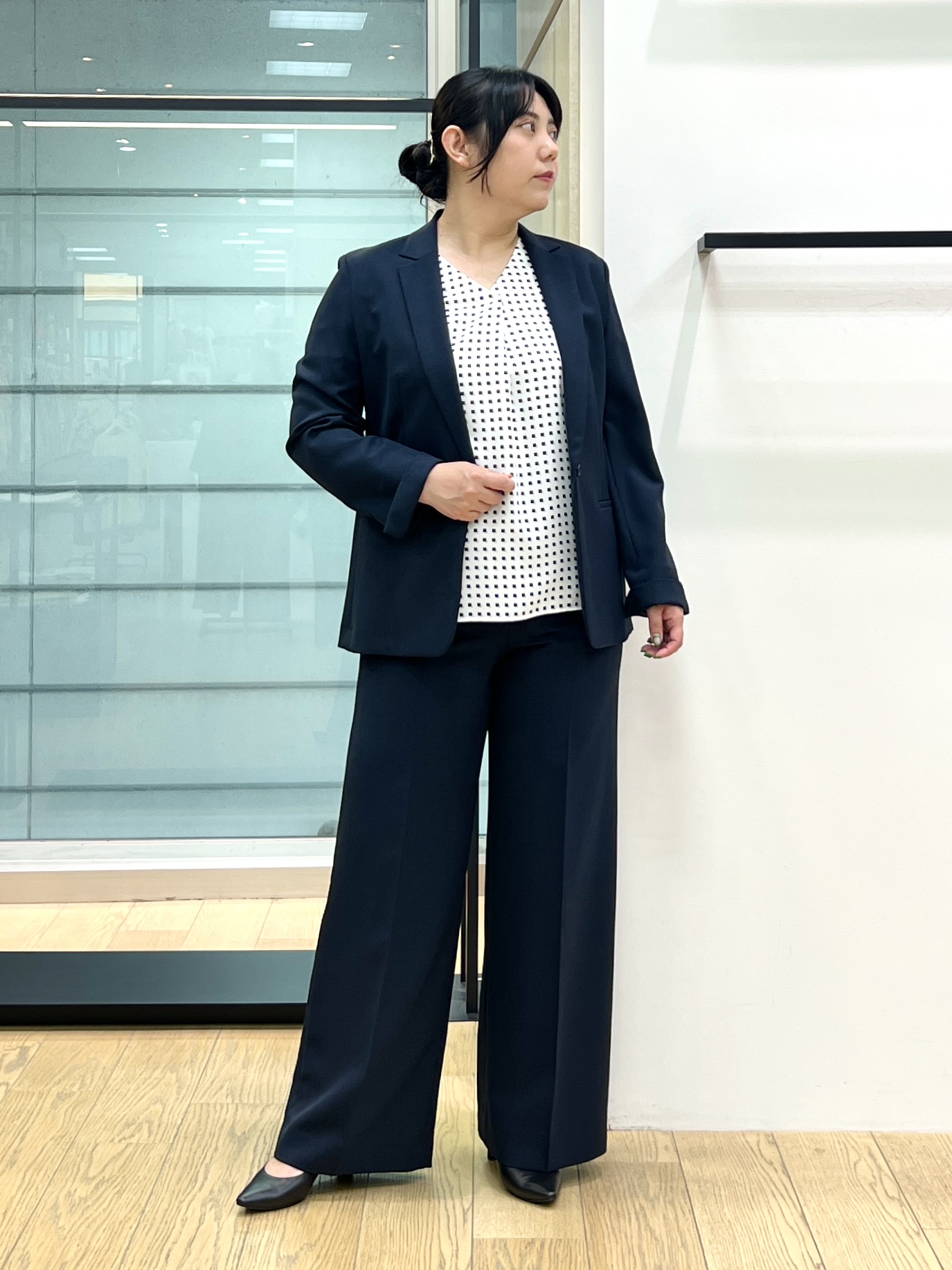 shimaさんの「INDIVI｜【定番スーツ／UVケア／洗える】ウール調テーラードジャケット」を使ったコーディネート