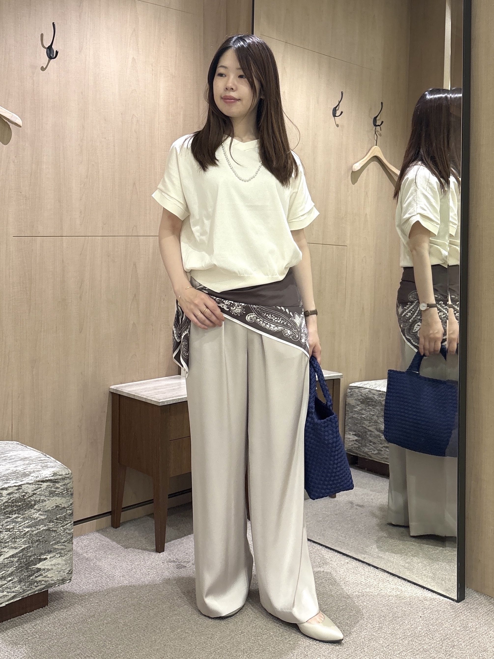 asamiさんの「UNTITLED｜【肌に張りつきにくい/前後2WAY】ドライタッチコットンプルオーバー」を使ったコーディネート