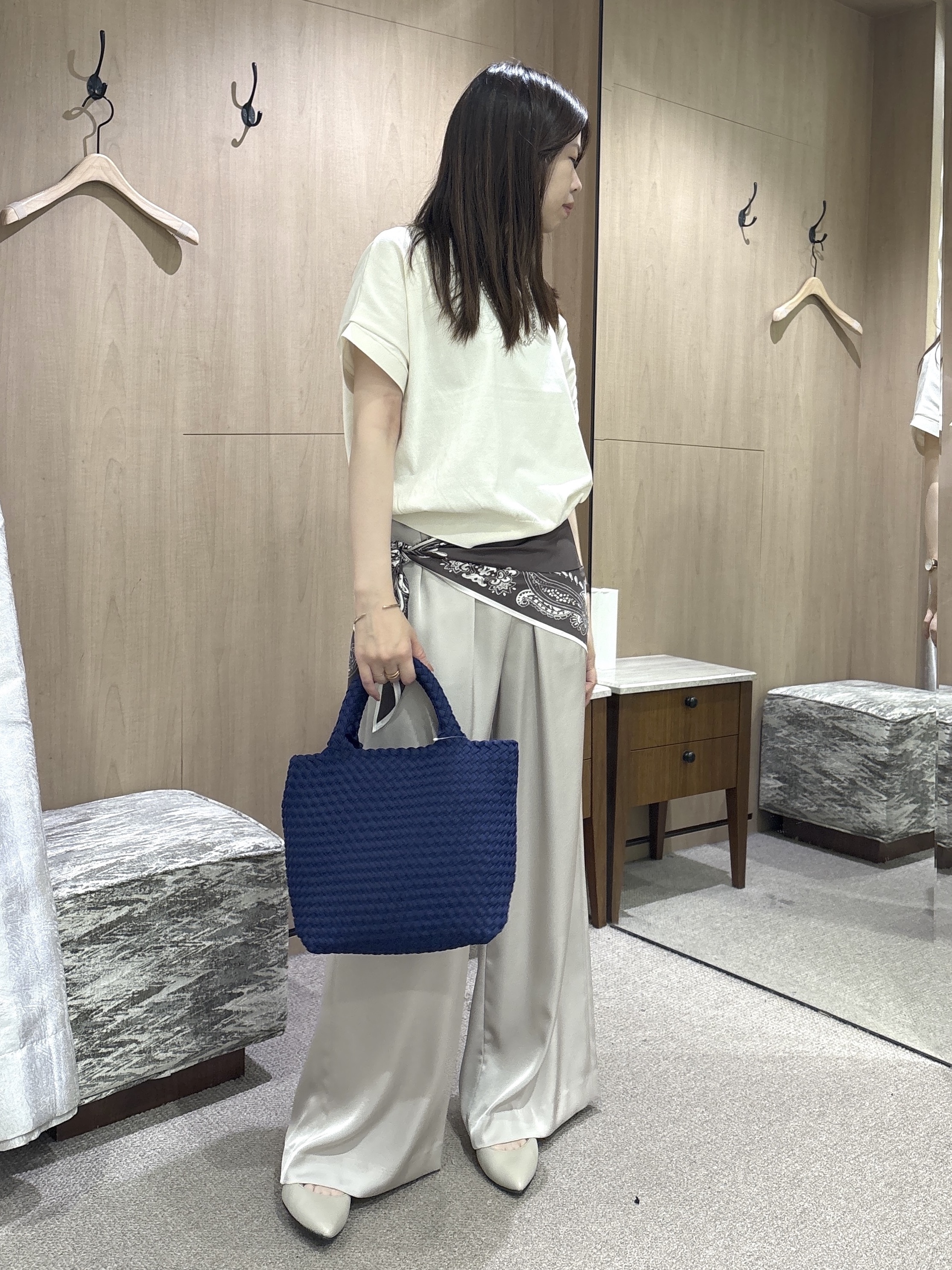 asamiさんの「UNTITLED｜【肌に張りつきにくい/前後2WAY】ドライタッチコットンプルオーバー」を使ったコーディネート