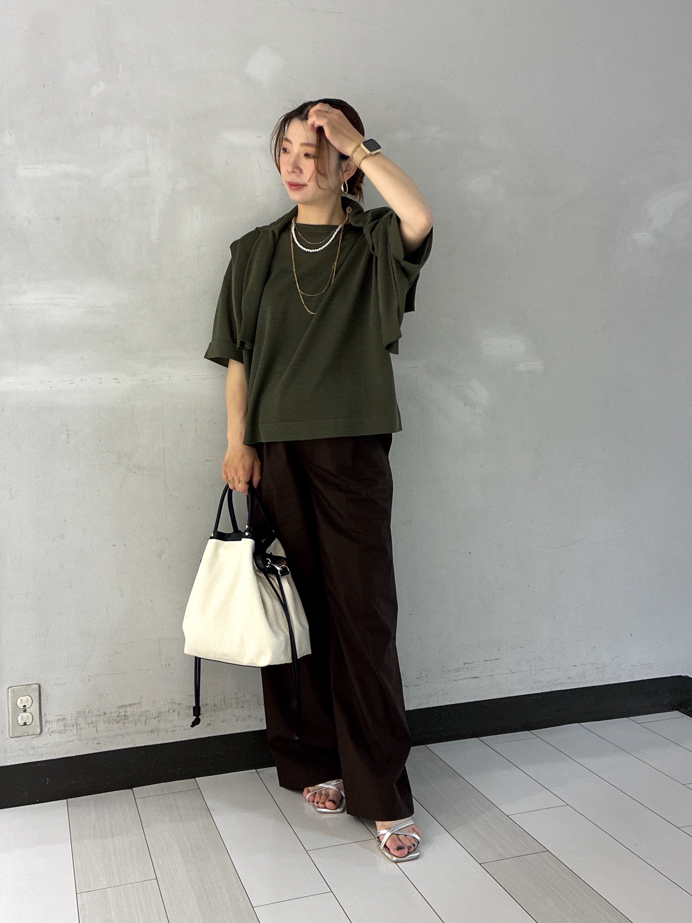 Rinさんの「UNTITLED｜【アンサンブル可/Tシャツ風/ゆったり】リラックスニットトップス」を使ったコーディネート