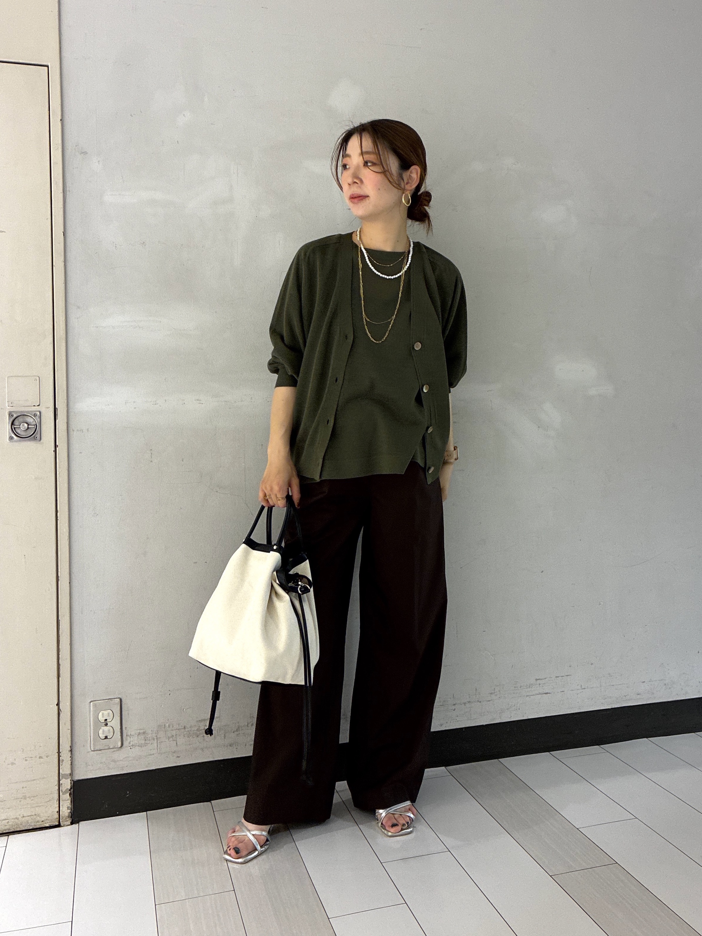 Rinさんの「UNTITLED｜【アンサンブル可/Tシャツ風/ゆったり】リラックスニットトップス」を使ったコーディネート