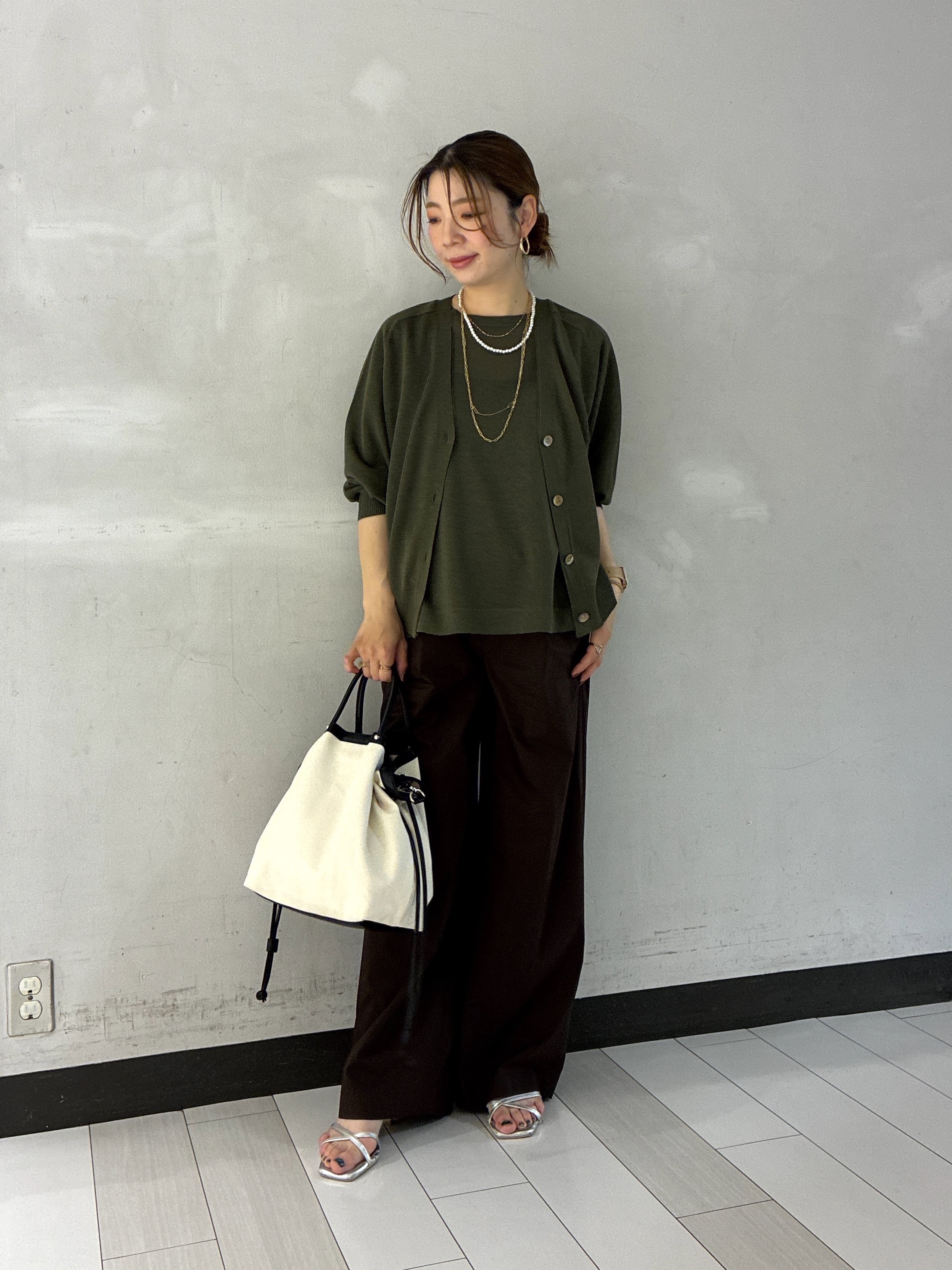 Rinさんの「UNTITLED｜【アンサンブル可/Tシャツ風/ゆったり】リラックスニットトップス」を使ったコーディネート