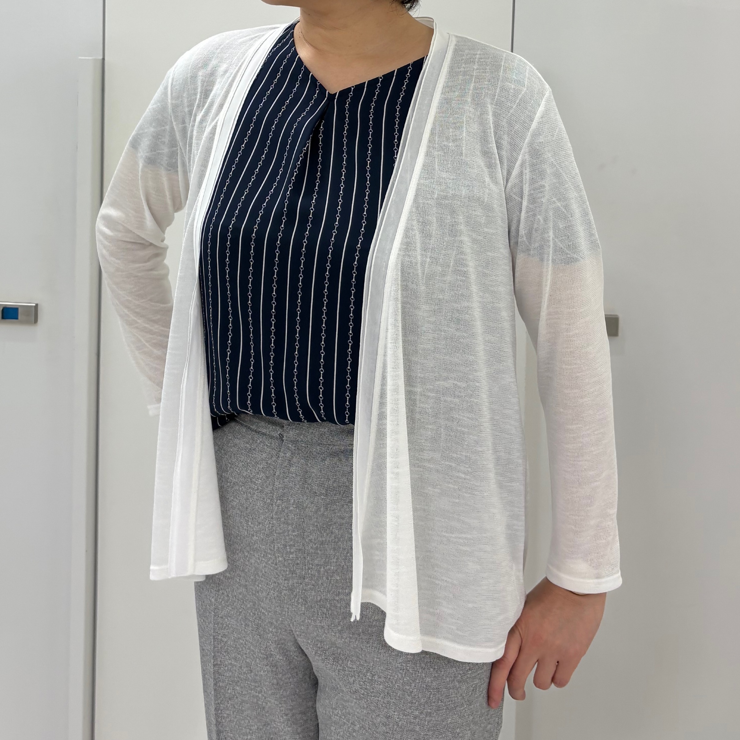 hIさんの「COUP DE CHANCE｜【手洗い可／日本製】チェーン柄ブラウス」を使ったコーディネート