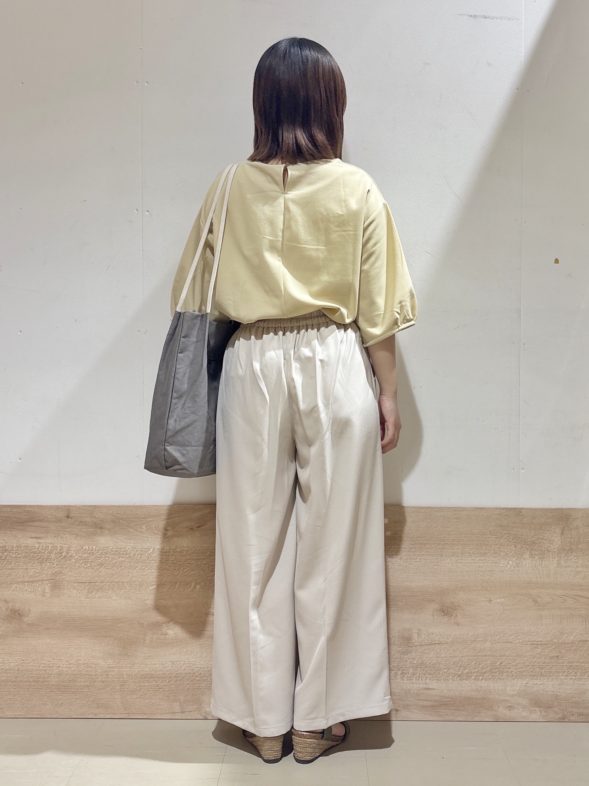るねさんの「SHOO･LA･RUE｜【2点セット/洗濯機可/S-LL】インせず着られる ネックレス付き 5分袖Ｔシャツ」を使ったコーディネート