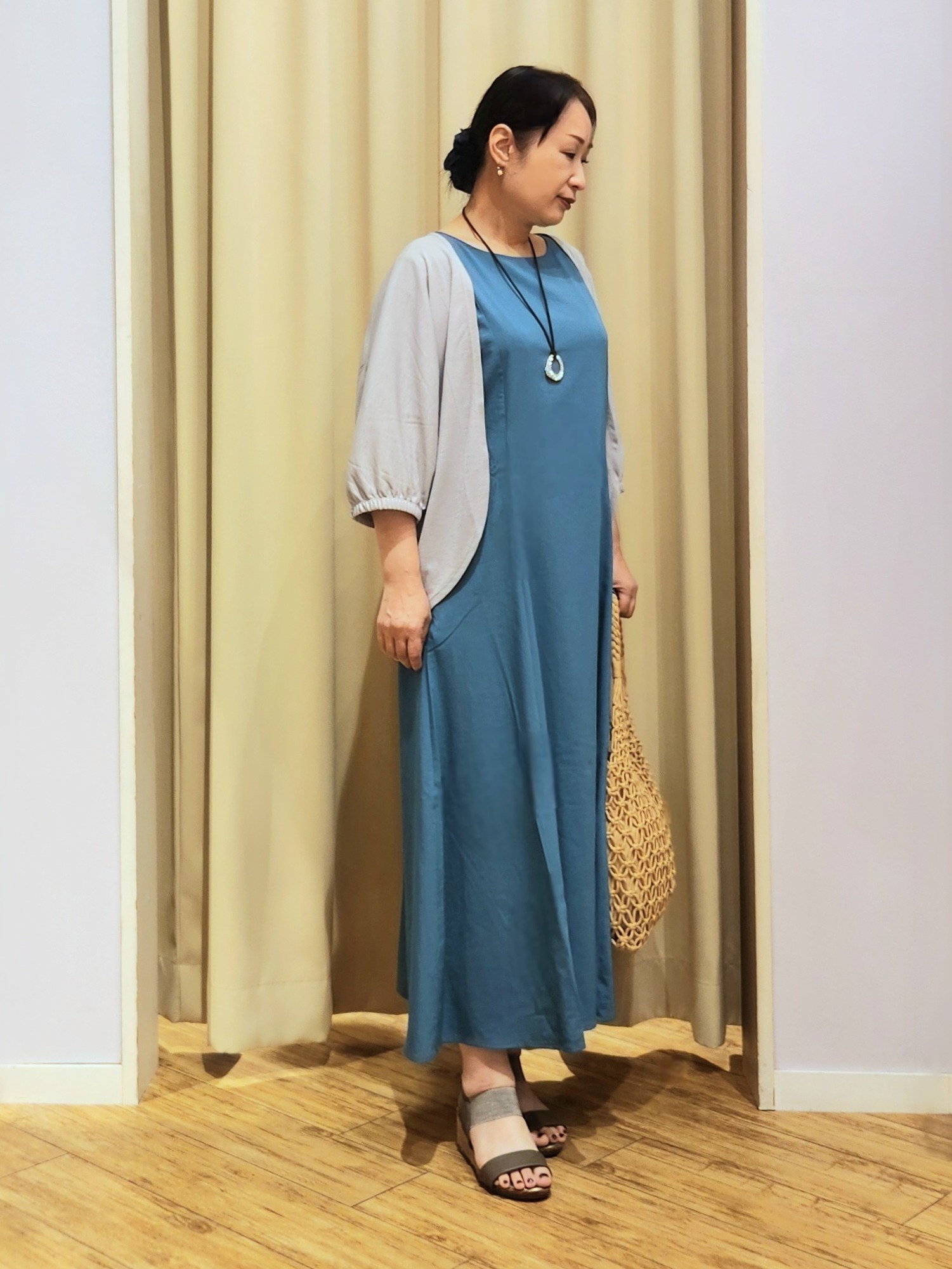 くまさんの「SHOO･LA･RUE｜【S-LL/洗濯機可/セットアップ可】軽凛(かろりん) 切替ワンピース」を使ったコーディネート