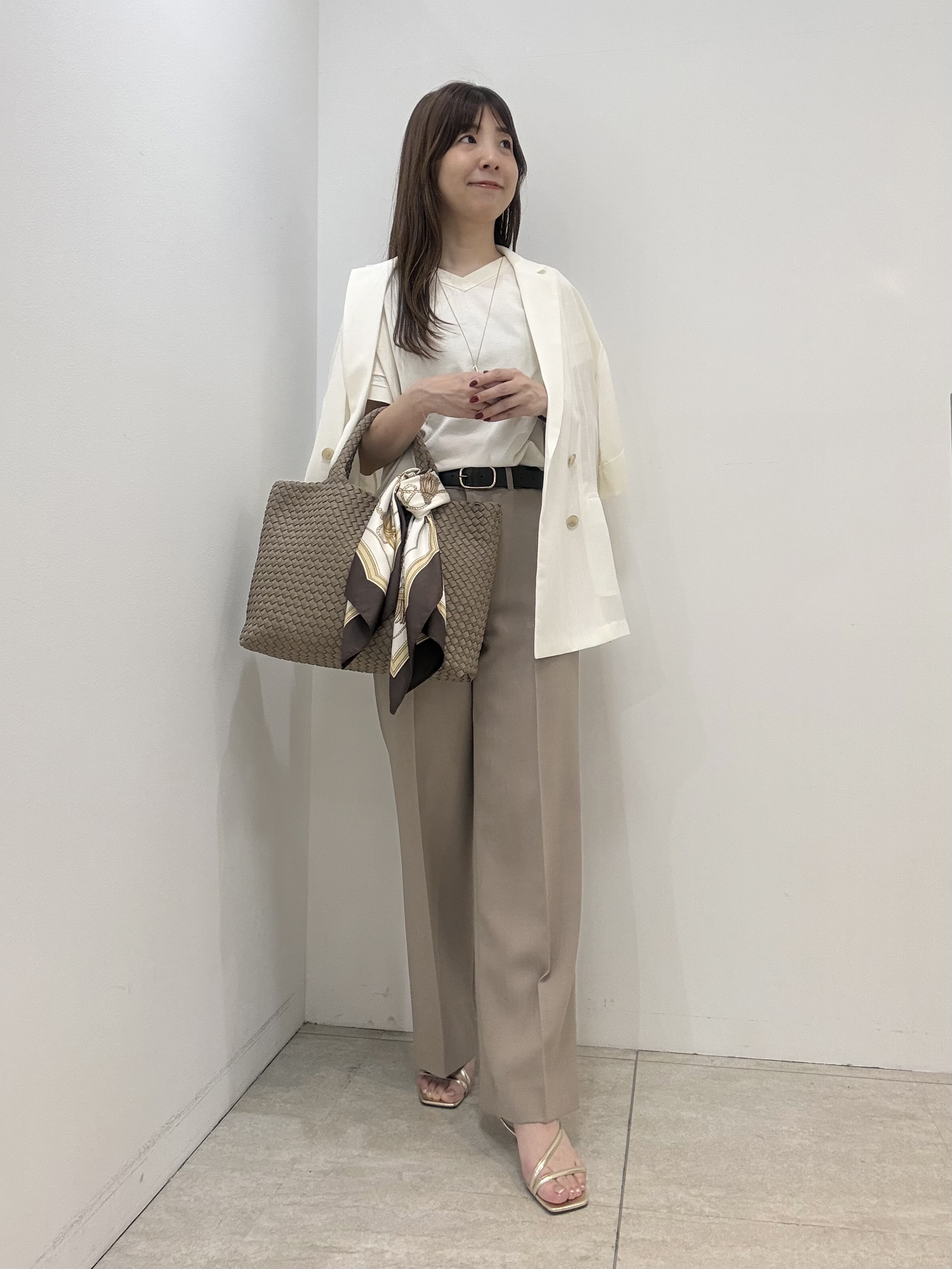 かなえさんの「UNTITLED｜【肌に張りつきにくい/前後2WAY】ドライタッチコットンプルオーバー」を使ったコーディネート