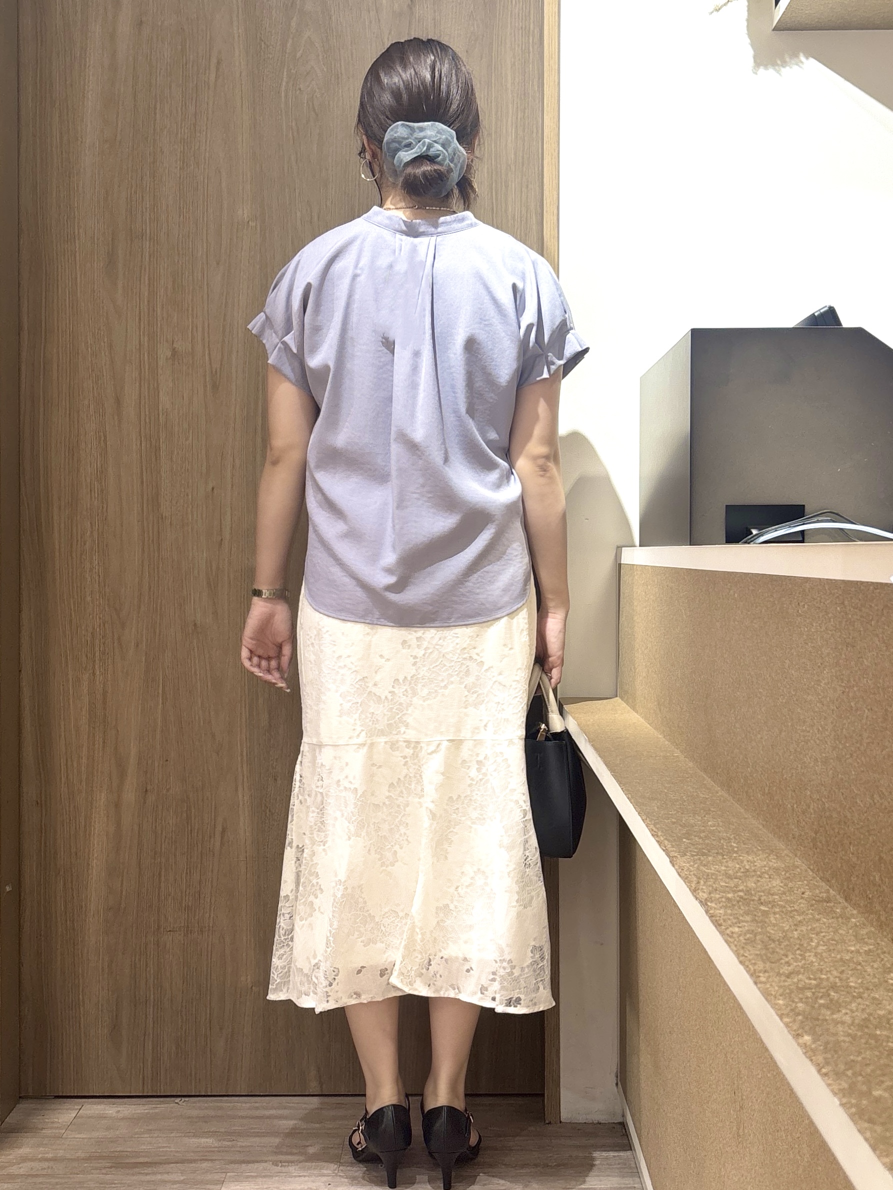 このかさんの「index｜【接触冷感／吸水速乾】タックスキッパーブラウス《防シワ／イージーアイロン／洗濯機OK／9col》」を使ったコーディネート
