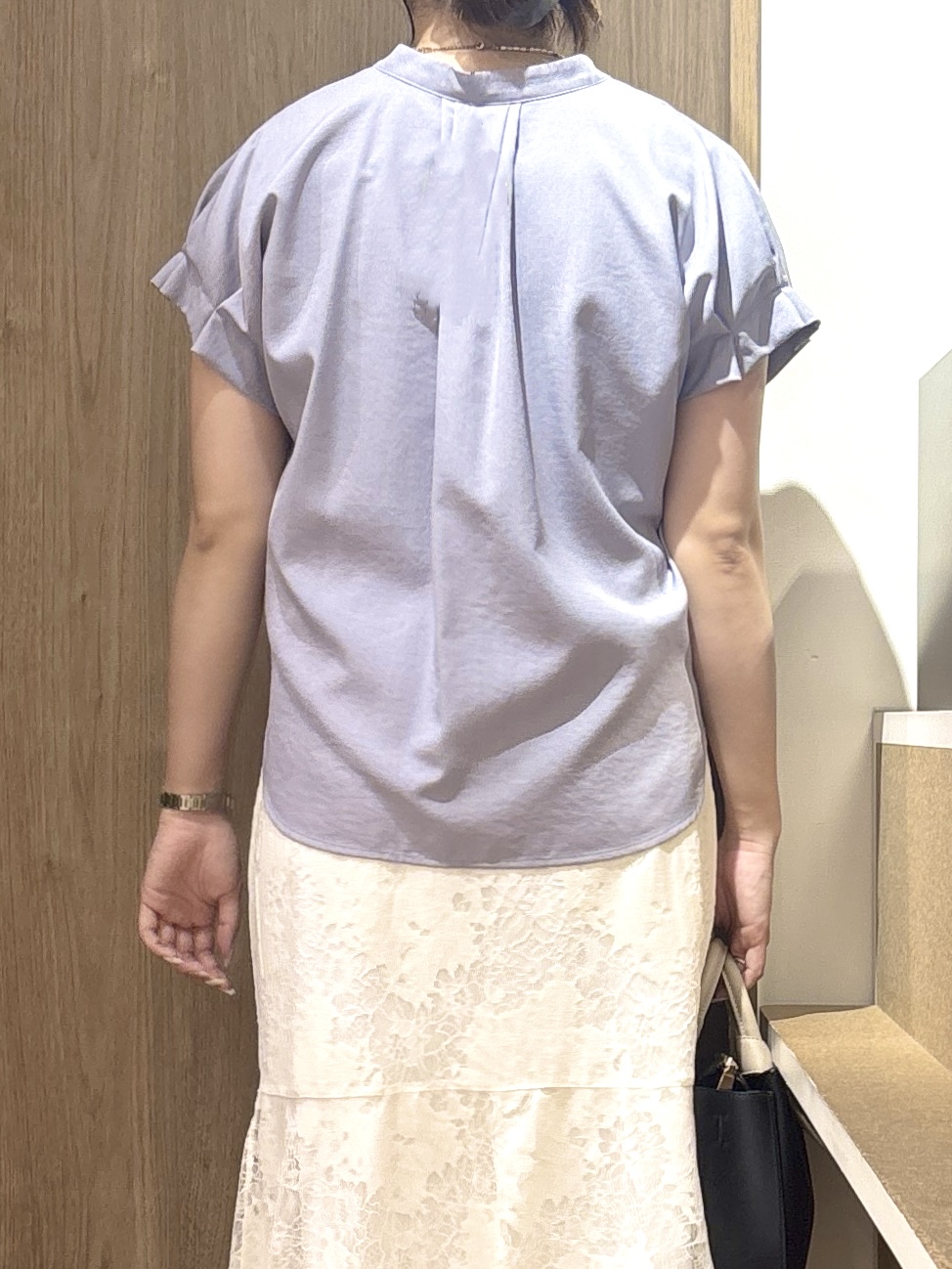 このかさんの「index｜【接触冷感／吸水速乾】タックスキッパーブラウス《防シワ／イージーアイロン／洗濯機OK／9col》」を使ったコーディネート