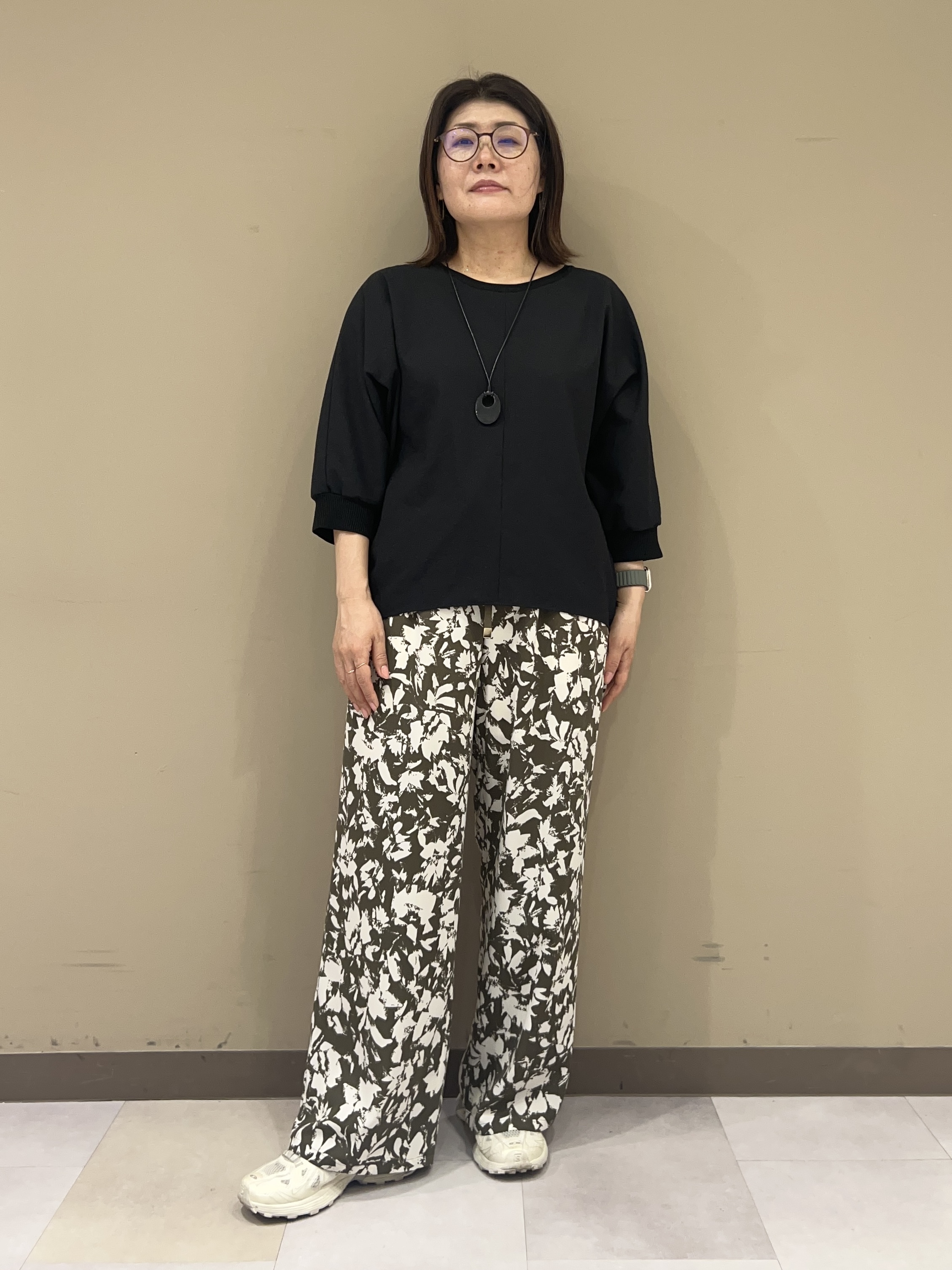 fukuさんの「UNTITLED｜【吸水速乾/UVカット】ドルマンスリーブブラウス」を使ったコーディネート