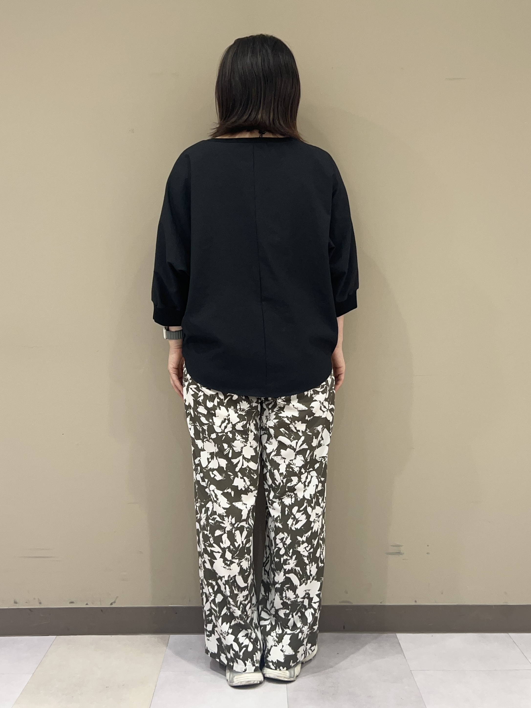 fukuさんの「UNTITLED｜【吸水速乾/UVカット】ドルマンスリーブブラウス」を使ったコーディネート