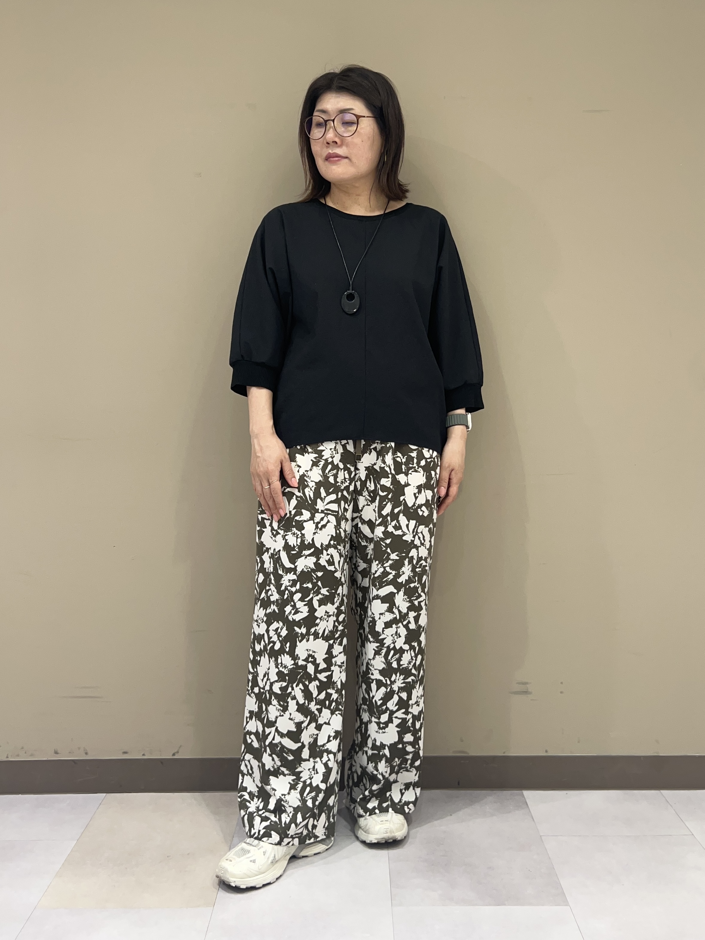 fukuさんの「UNTITLED｜【吸水速乾/UVカット】ドルマンスリーブブラウス」を使ったコーディネート