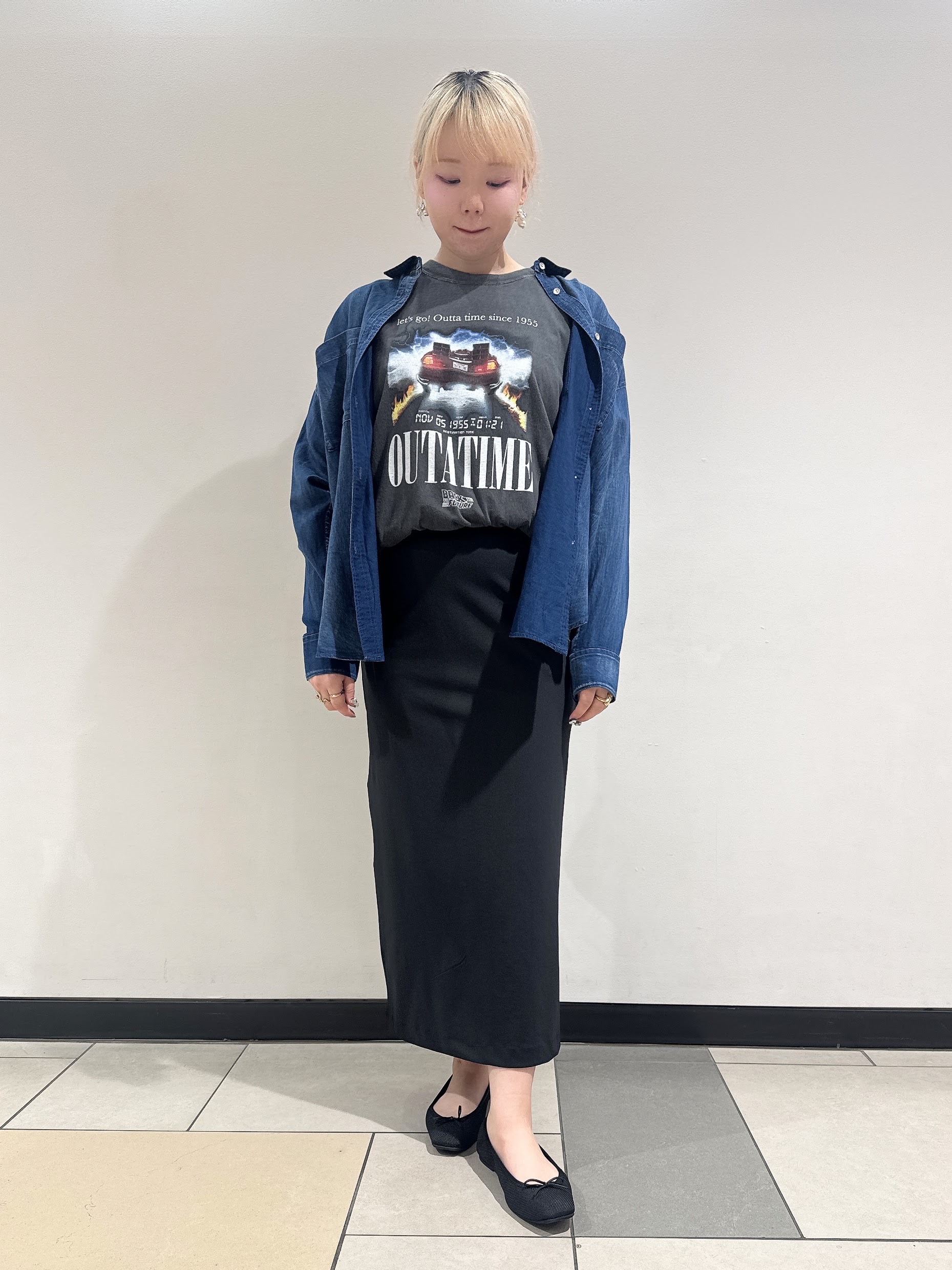なかもとあきさんの「DRESSTERIOR｜【涼しく着映え】シアーデニムシャツ」を使ったコーディネート