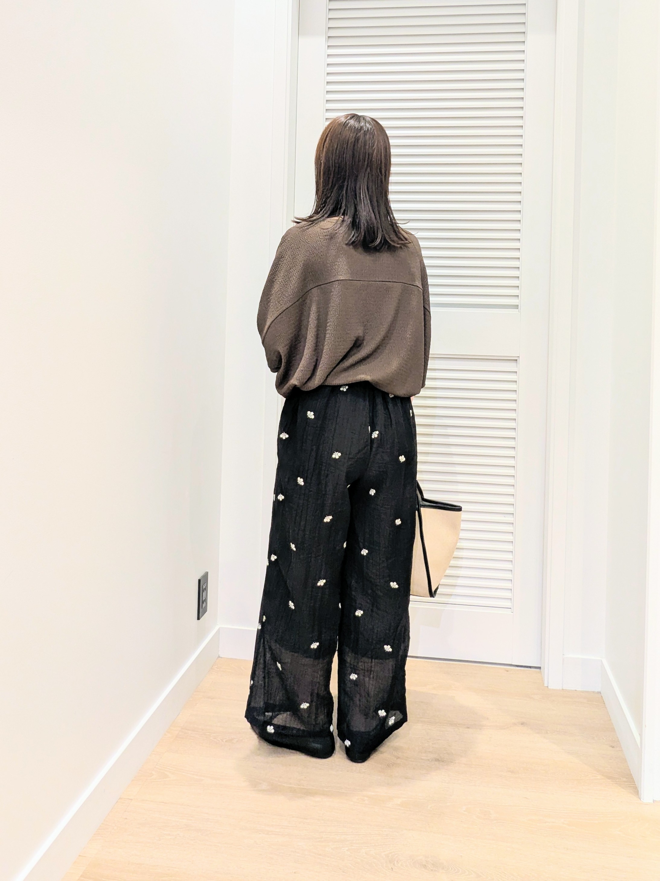 enさんの「Dessin｜シュリンクジャージ カットソー」を使ったコーディネート