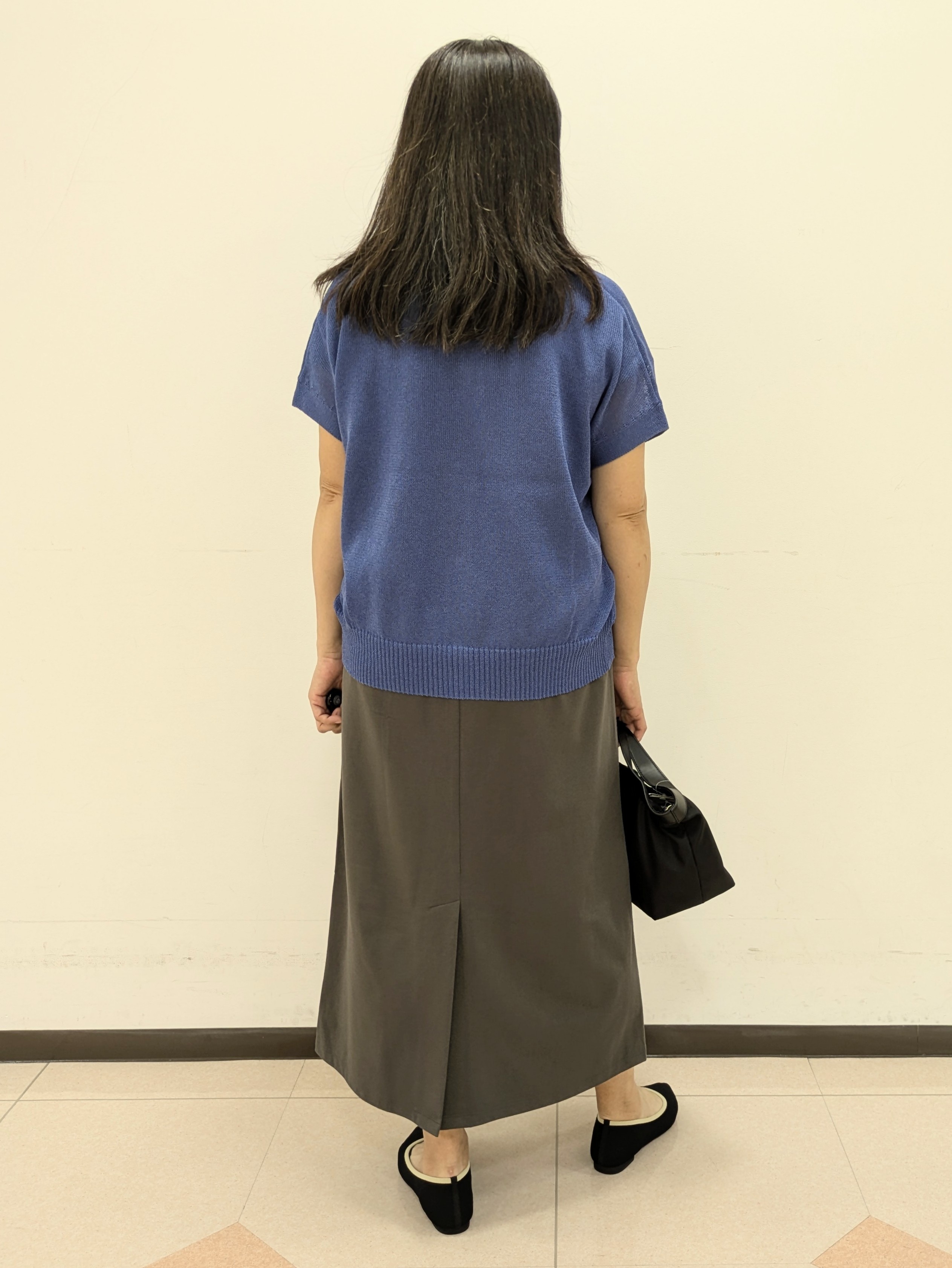 ともさんの「UNTITLED｜【洗える/清涼感】ドライタッチスリーブレスカーディガン」を使ったコーディネート