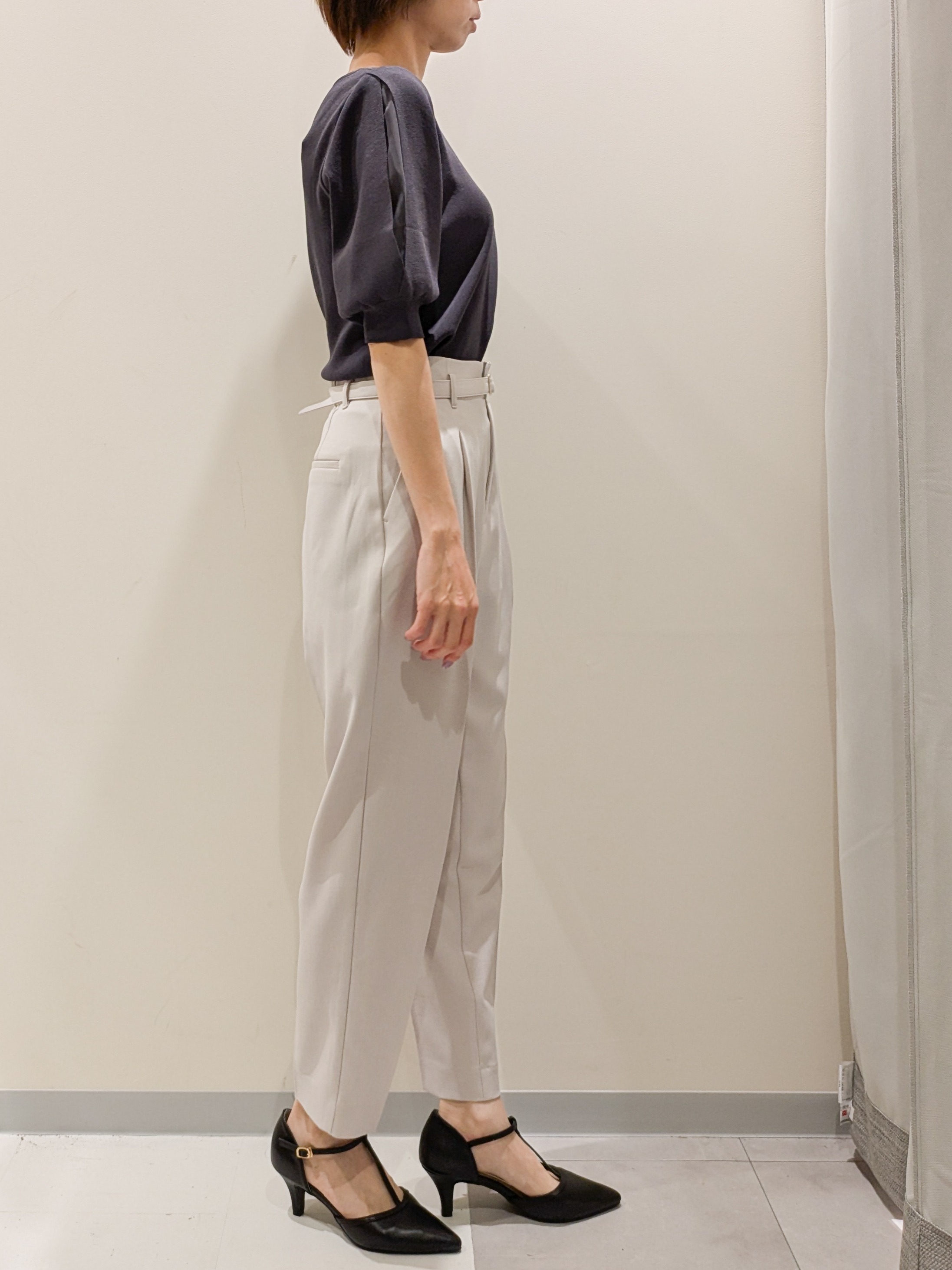 juriさんの「index｜【接触冷感／UVケア】クールタッチラップスリーブニット《洗濯機OK／XS～3L／9col》」を使ったコーディネート