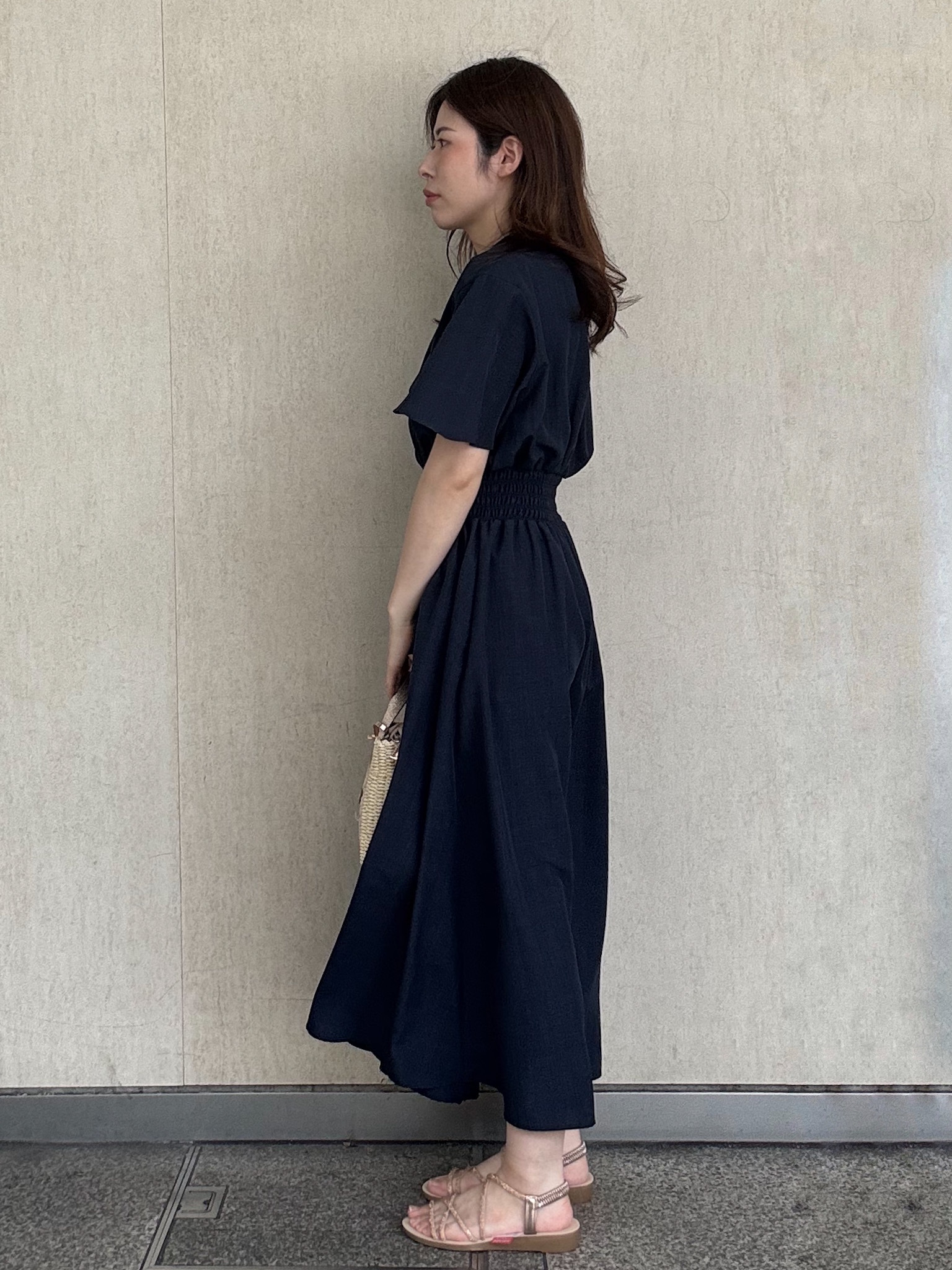 えみさんの「OPAQUE.CLIP｜スキッパーシャツワンピース【洗濯機OK／イージーアイロン】」を使ったコーディネート