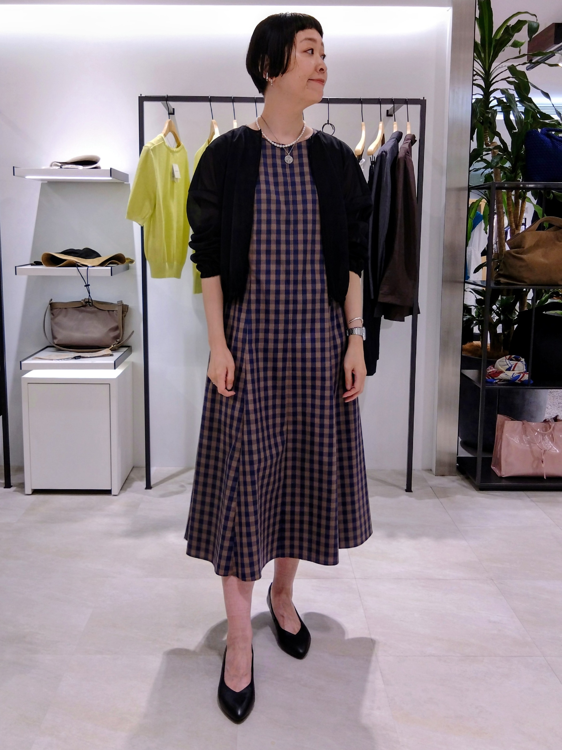 まちこさんの「UNTITLED｜【秋羽織り/ジップ】トリコットシアーブラウス」を使ったコーディネート