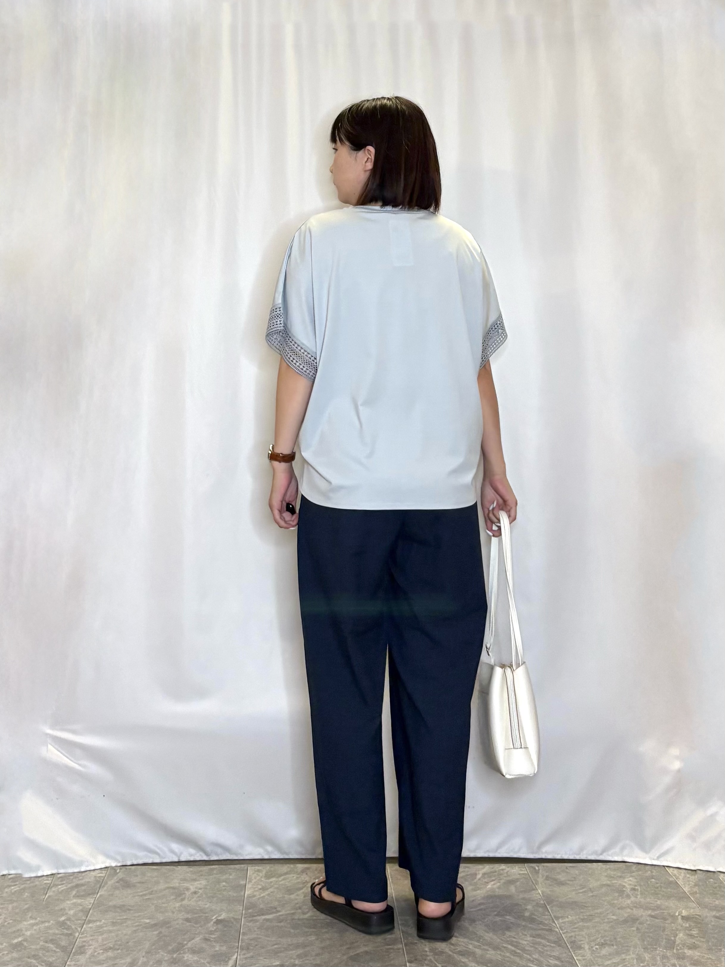 ネリさんの「SHOO･LA･RUE｜【UV/洗濯機可/体型カバー】ヒップ周りが隠せる お袖レースTシャツ」を使ったコーディネート