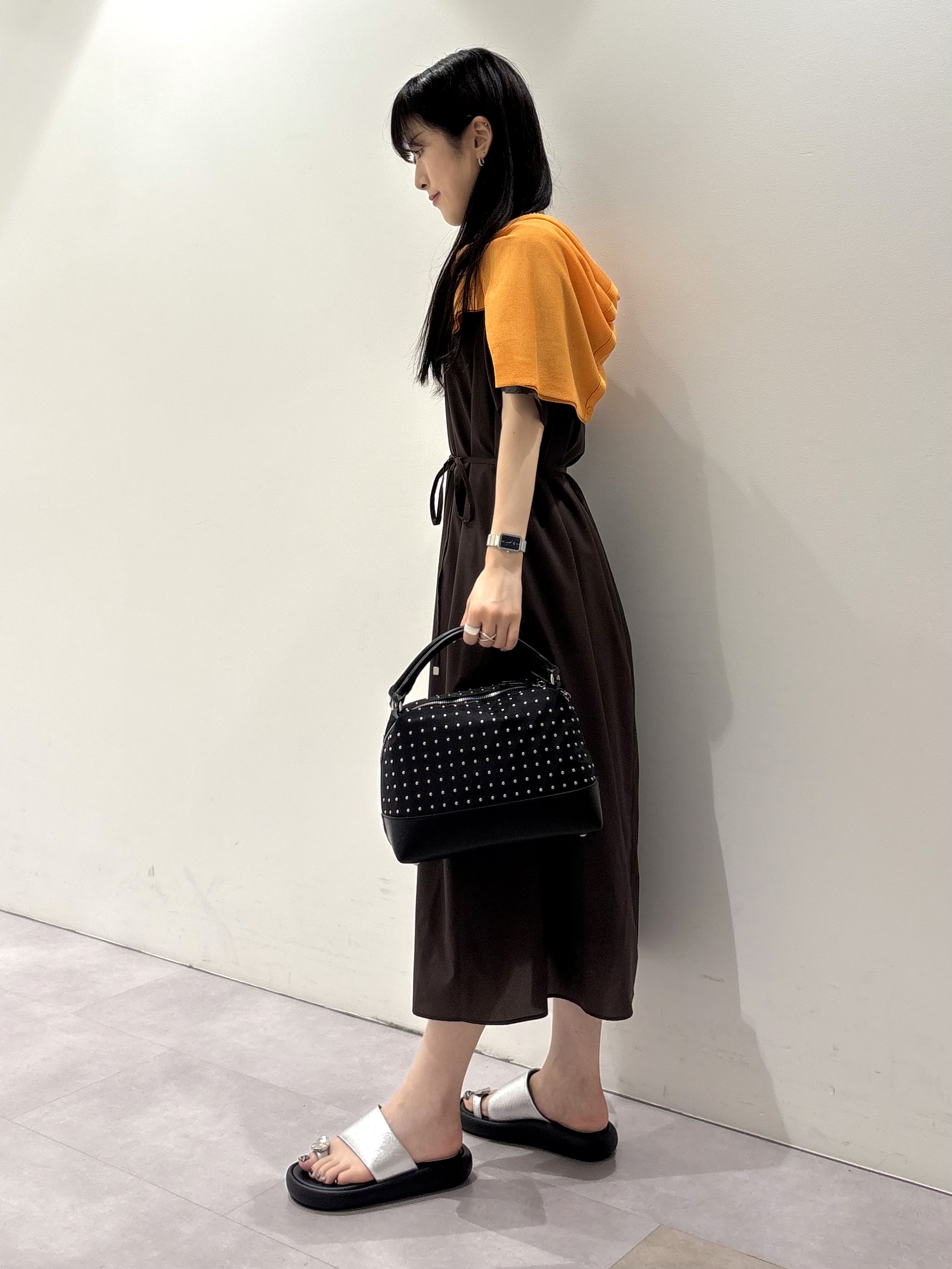 KEIKOさんの「INDIVI｜【シアー／軽羽織】ドルマン袖ニットカーディガン」を使ったコーディネート