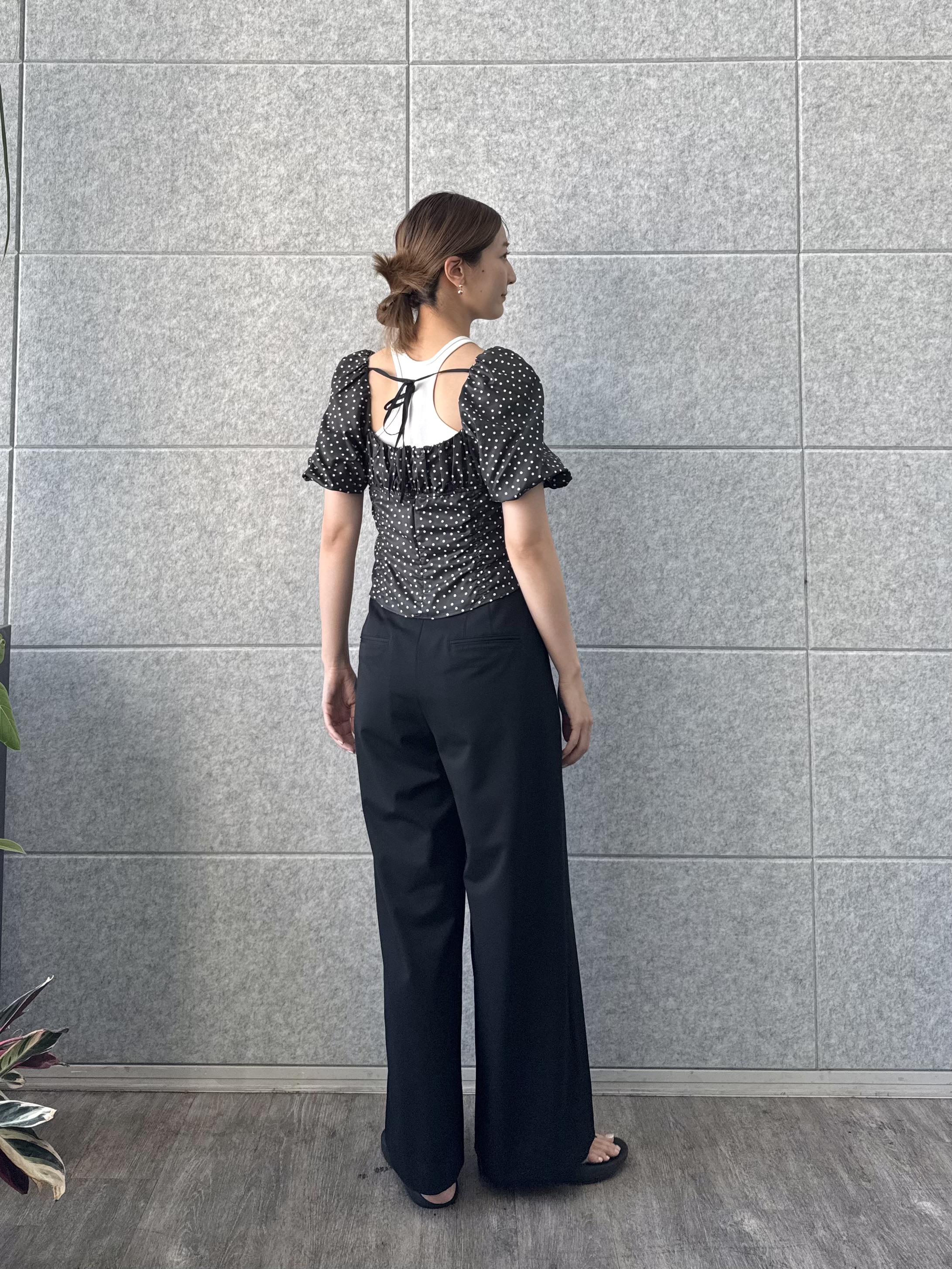 uchi__yamaさんの「CODE A｜bound edge pants」を使ったコーディネート